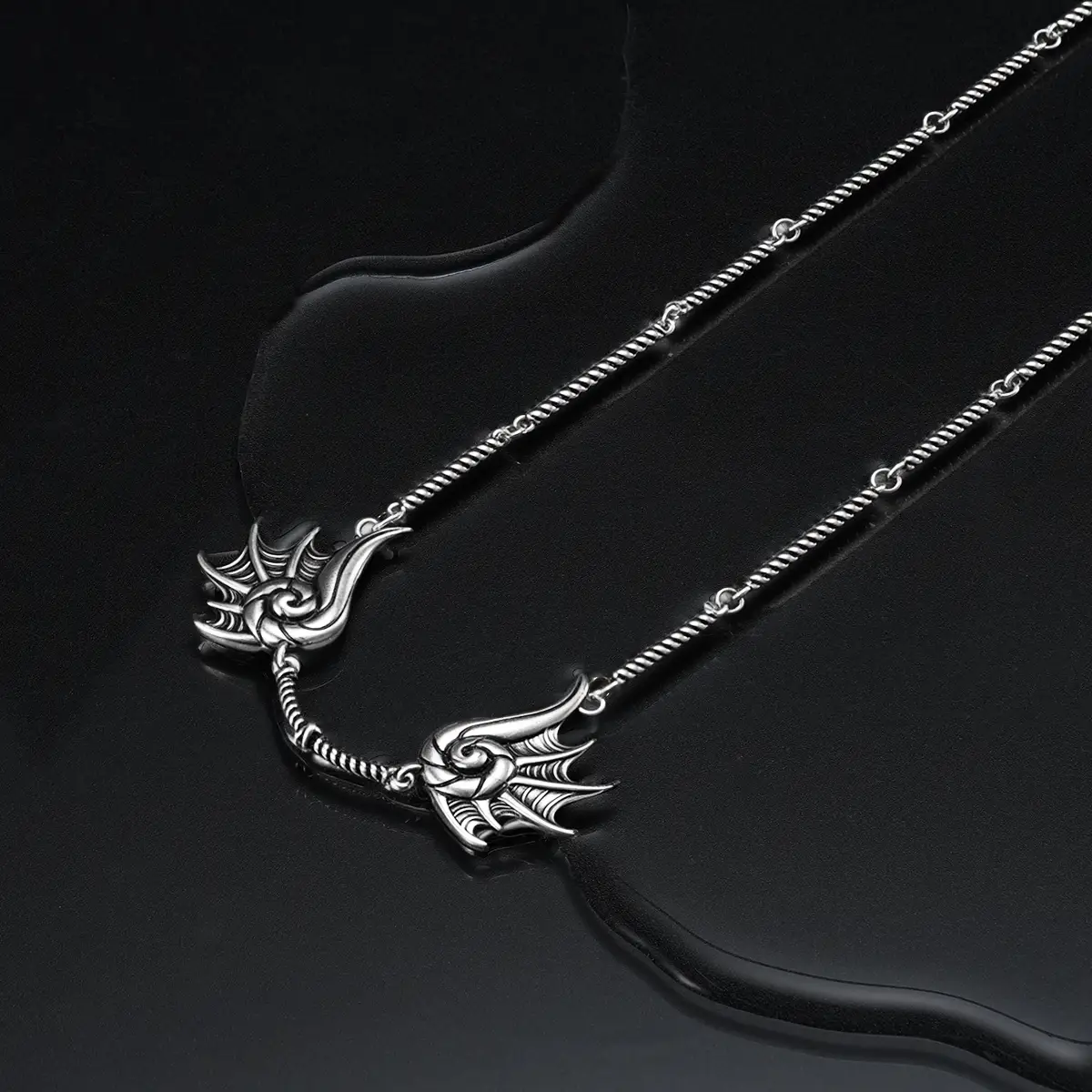 ABYSSAL BIND NECKLACE - Image 14