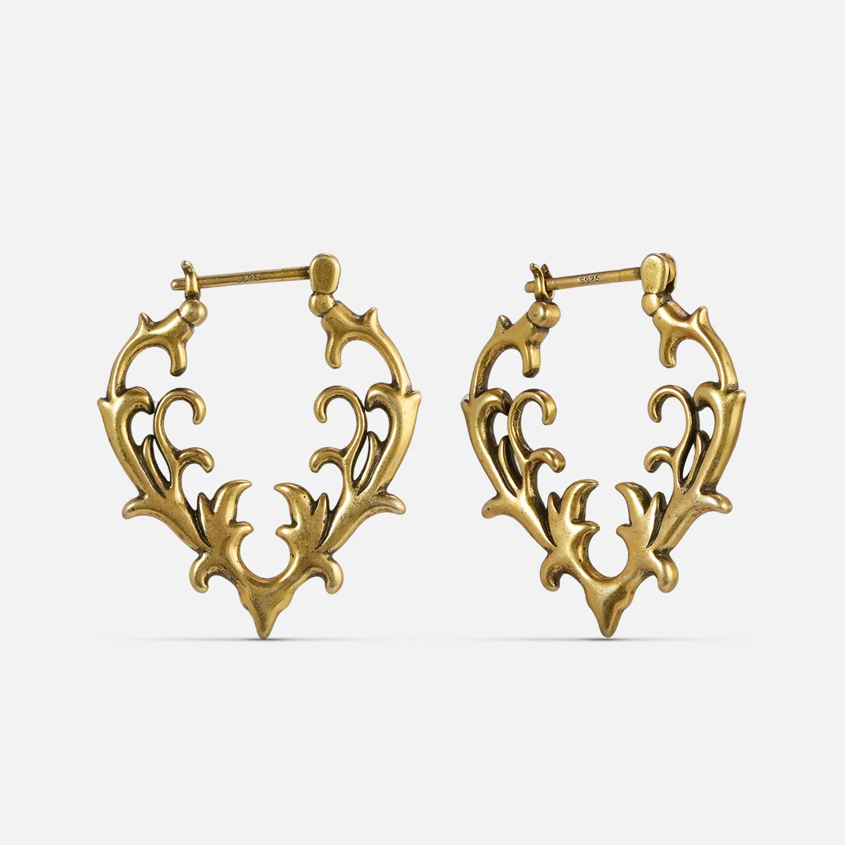 ACANTHUS VINE EARRINGS - Image 3