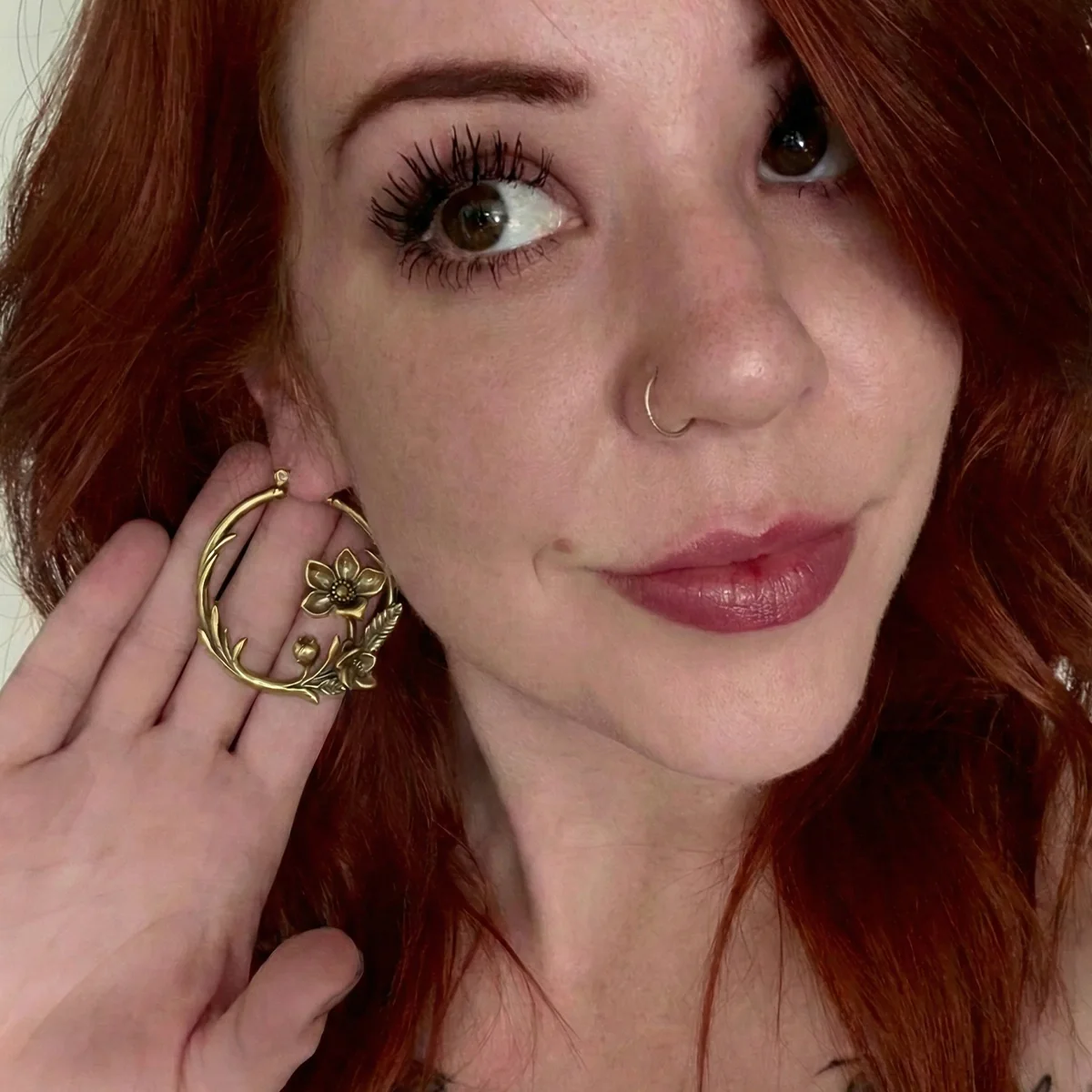 BLOSSOMING VINE EARRINGS - Image 5