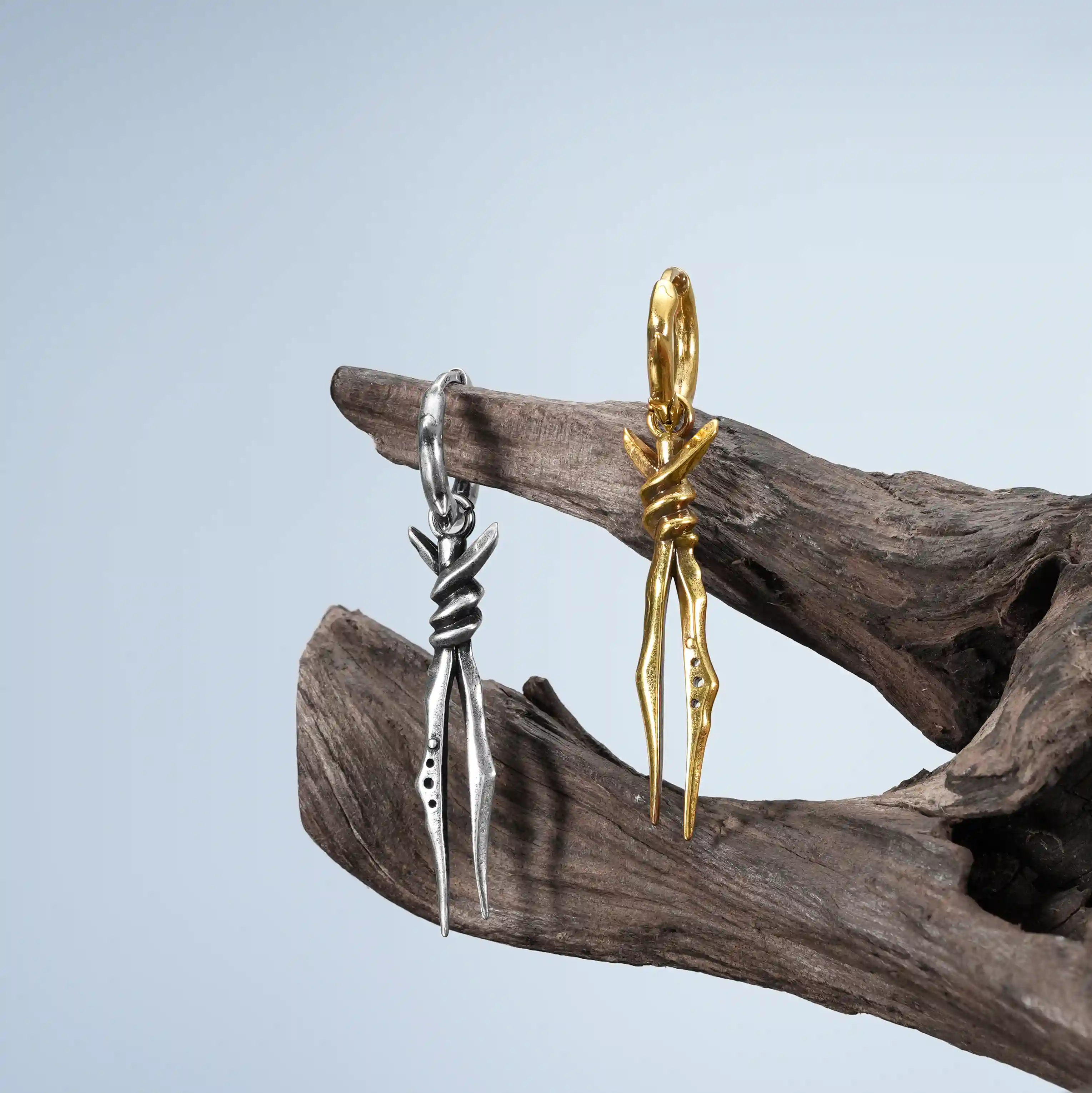 BOUND TWIN EARRINGS - Image 15