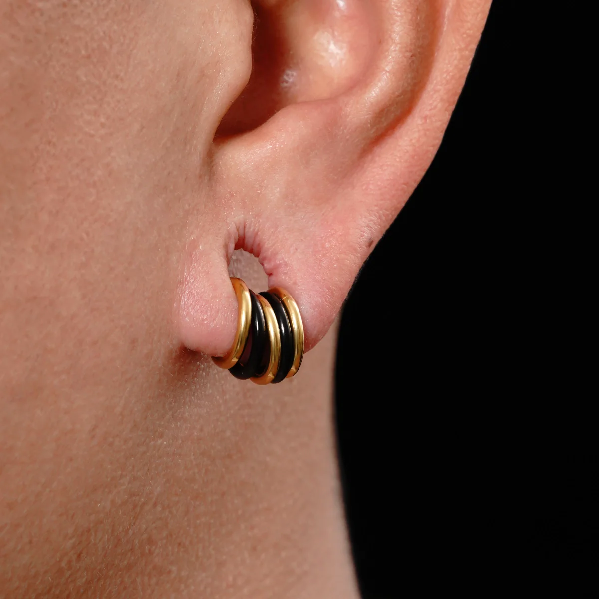 CHROMATIC LOOP RING STACKS (5PCS) - Image 3