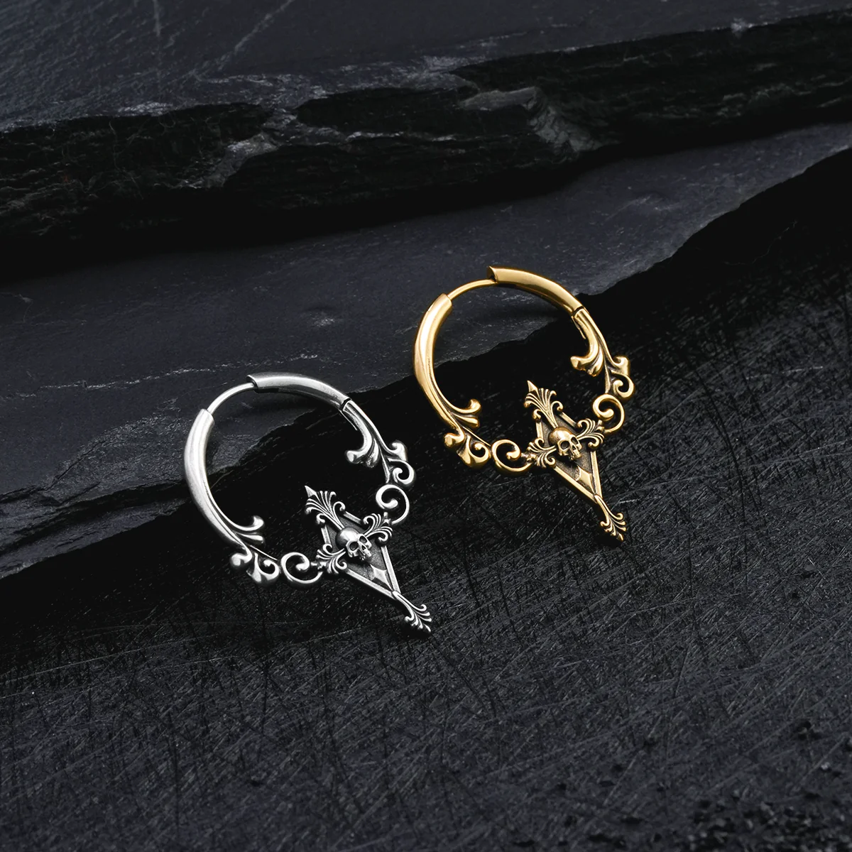 CLASSICAL PHANTASM EARRINGS - Image 12