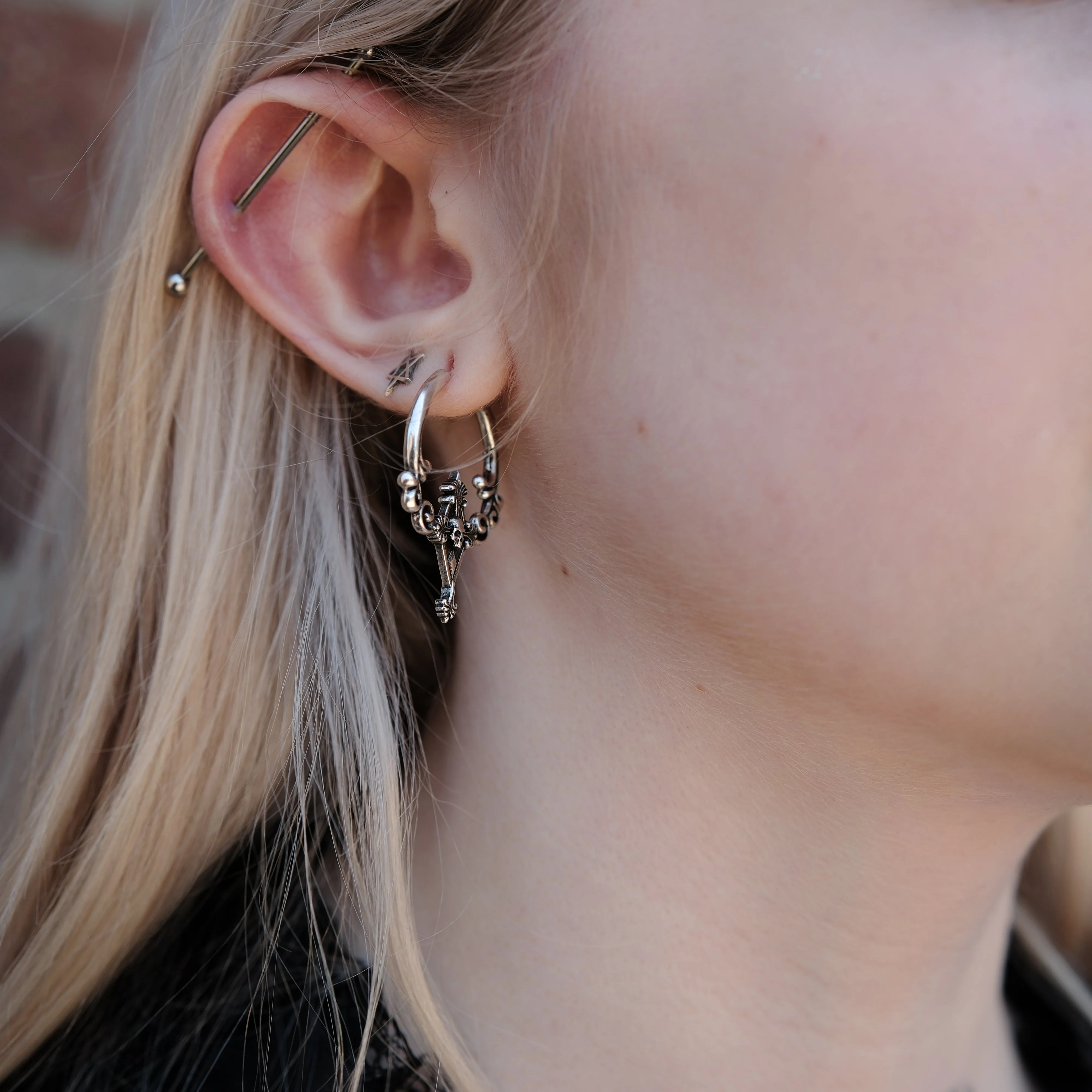 CLASSICAL PHANTASM EARRINGS - Image 7