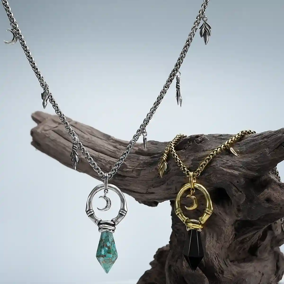 CRESCENT WARD NECKLACE - Image 13