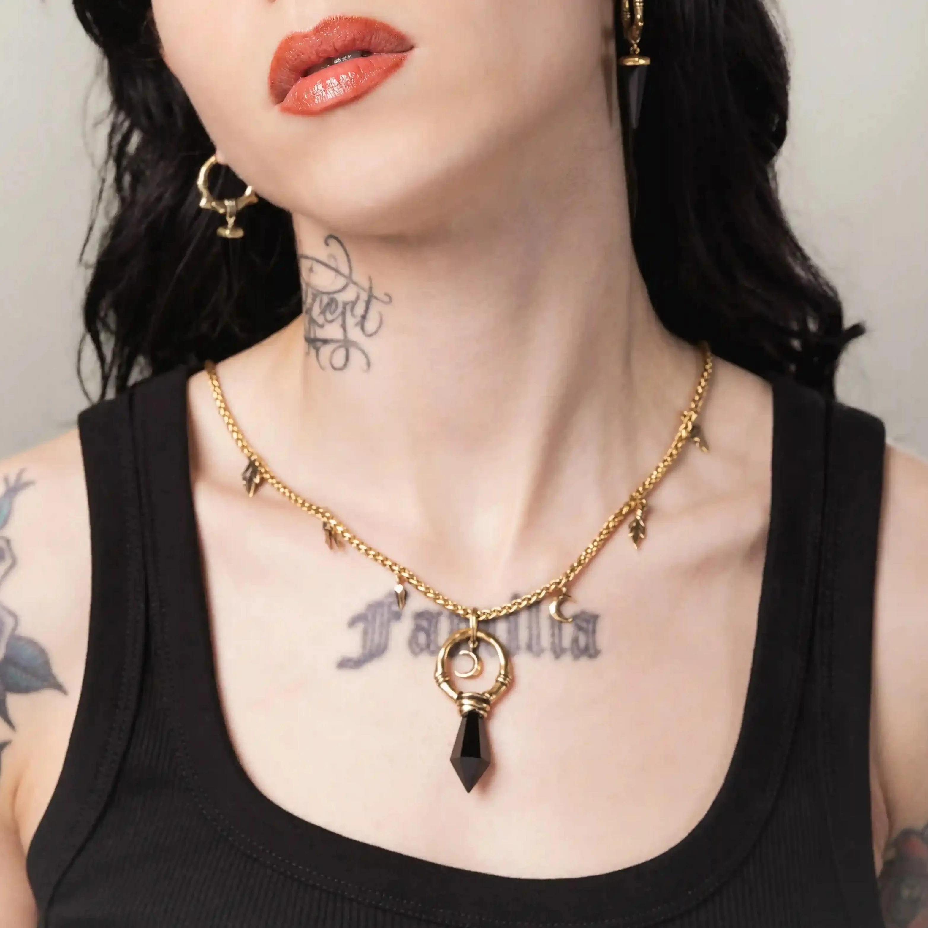 CRESCENT WARD NECKLACE - Image 8