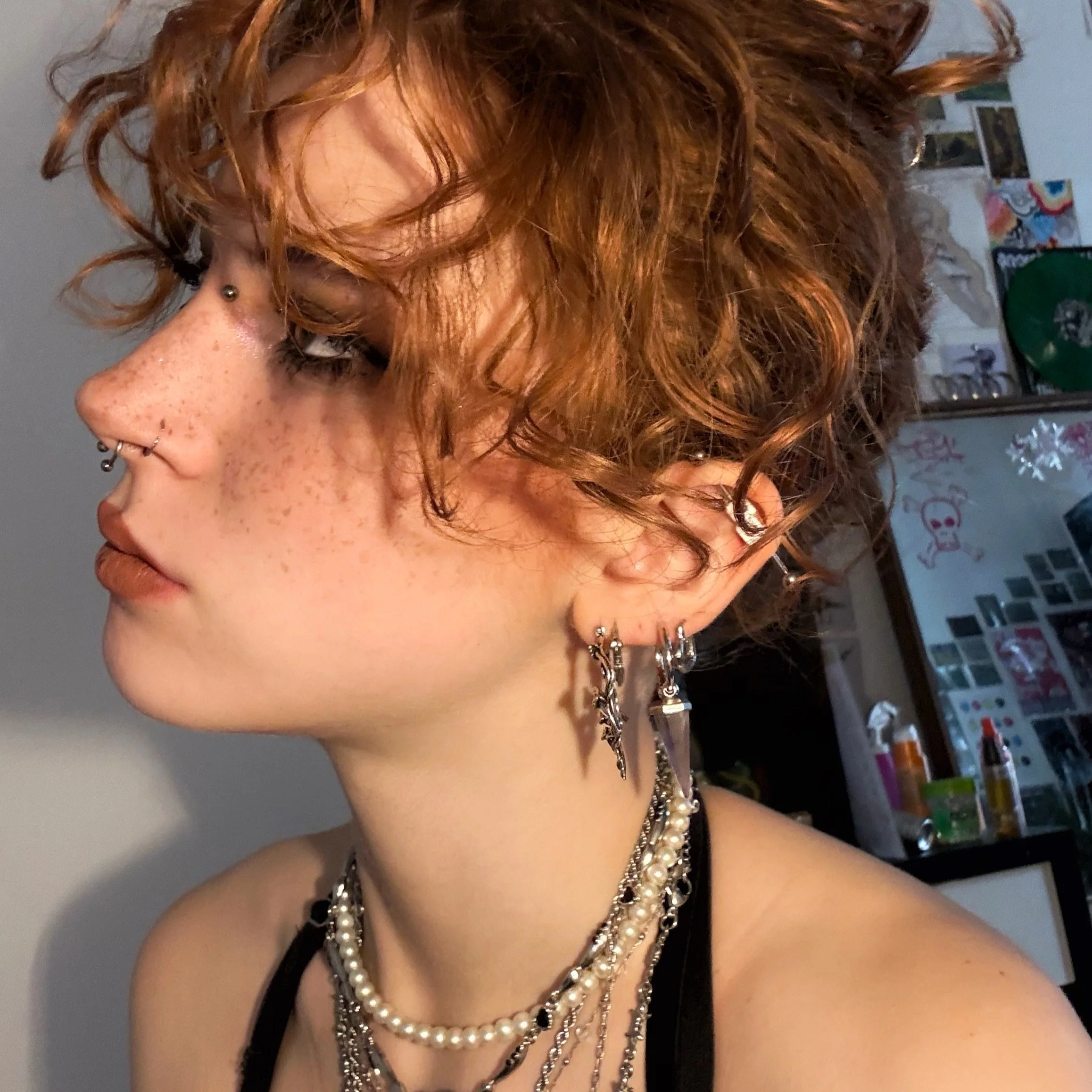 CRYSTAL PRISMATIC EARRINGS - Image 17