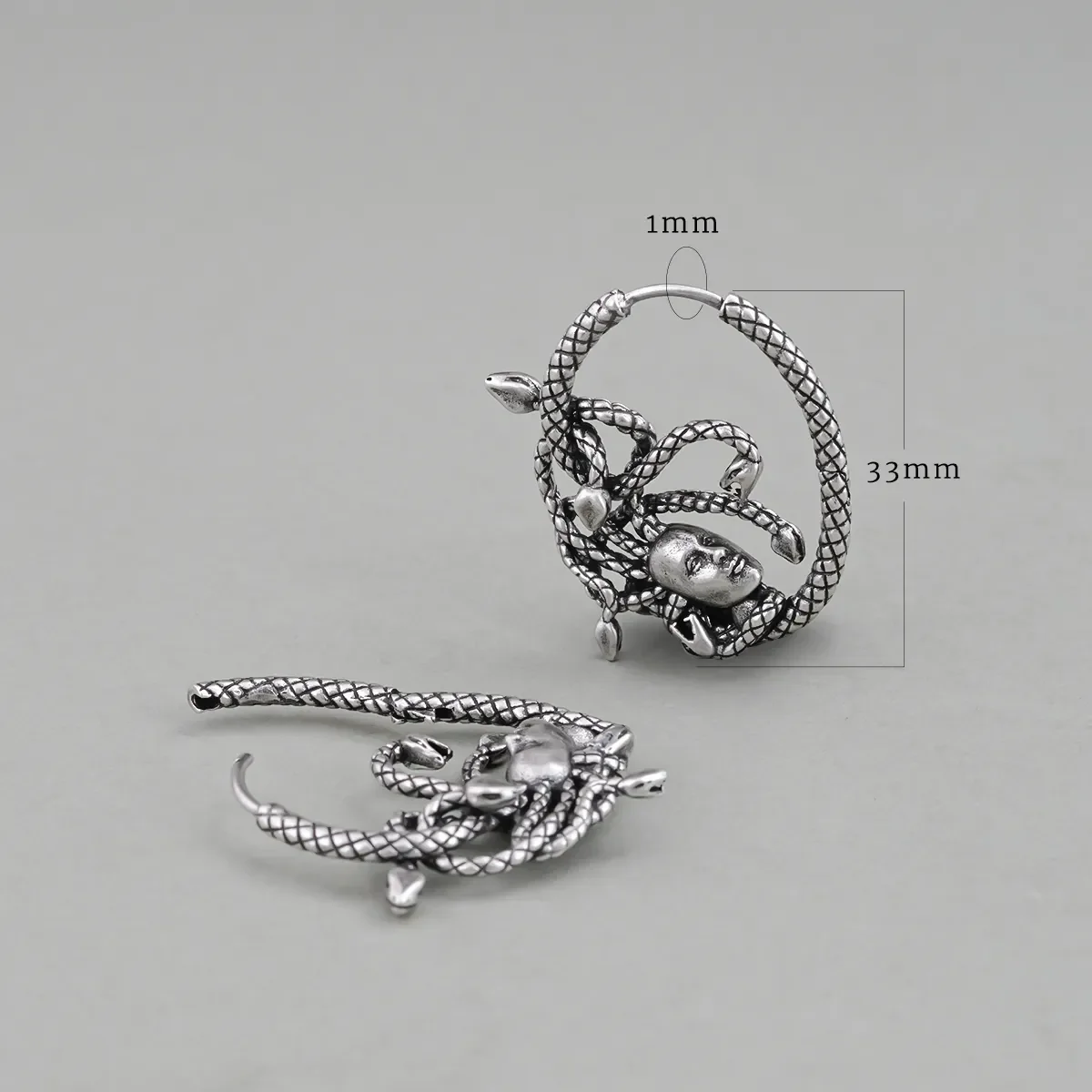 ENCHANTED MEDUSA EARRINGS - Image 11