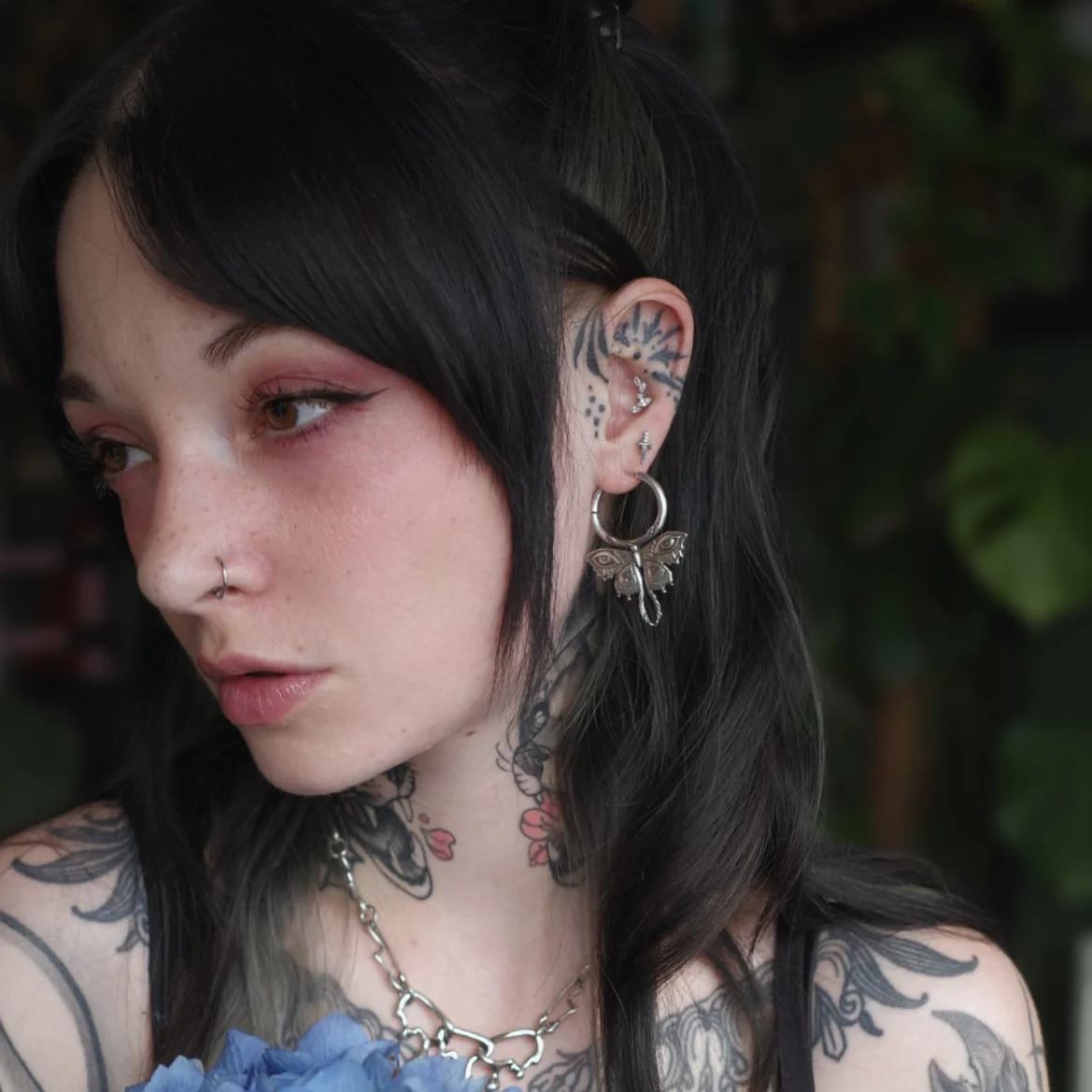 ENCHANTED MOTH EARRINGS - Image 12