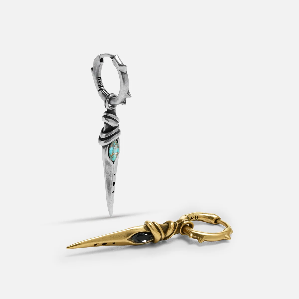EYE DAGGER EARRINGS - Image 12