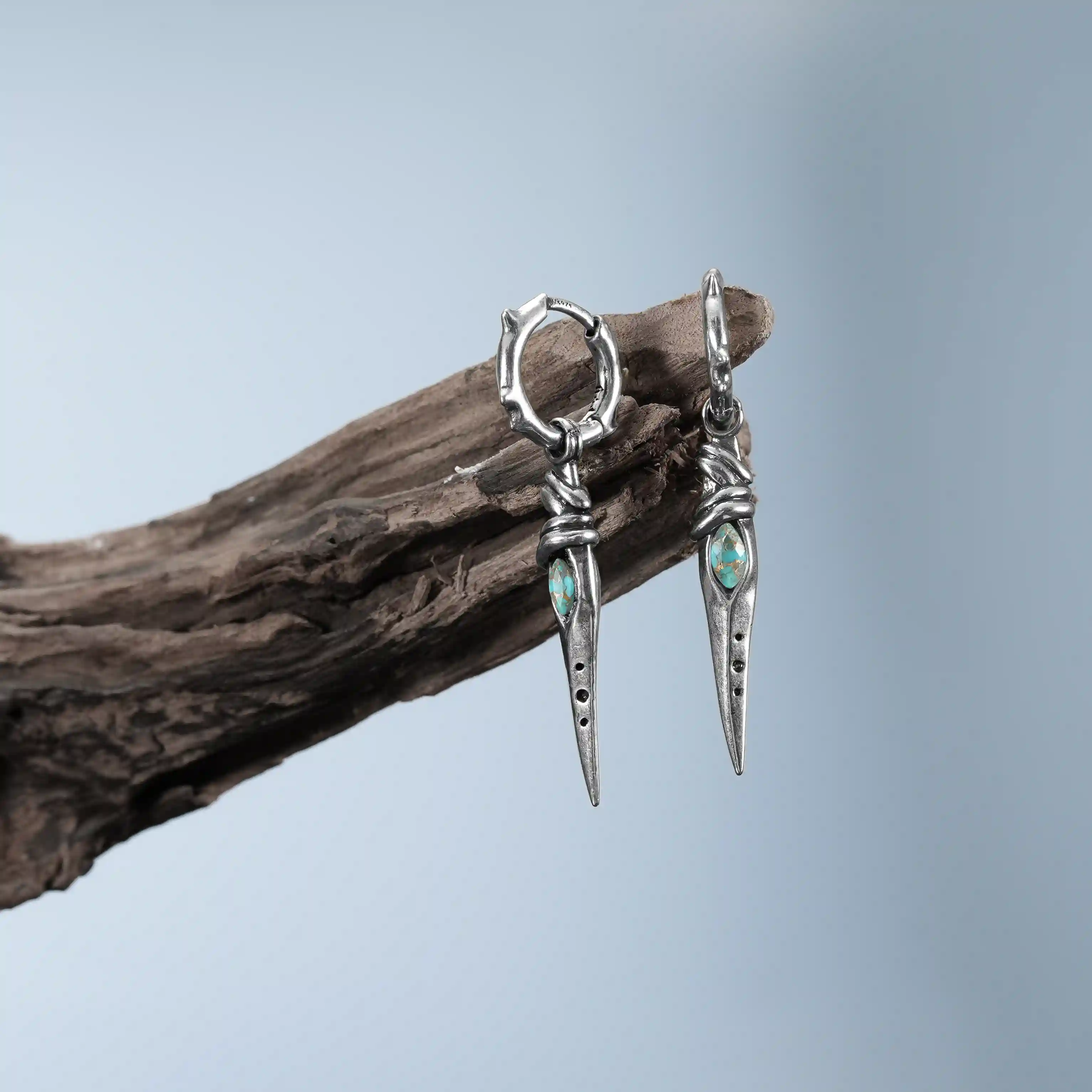 EYE DAGGER EARRINGS - Image 14