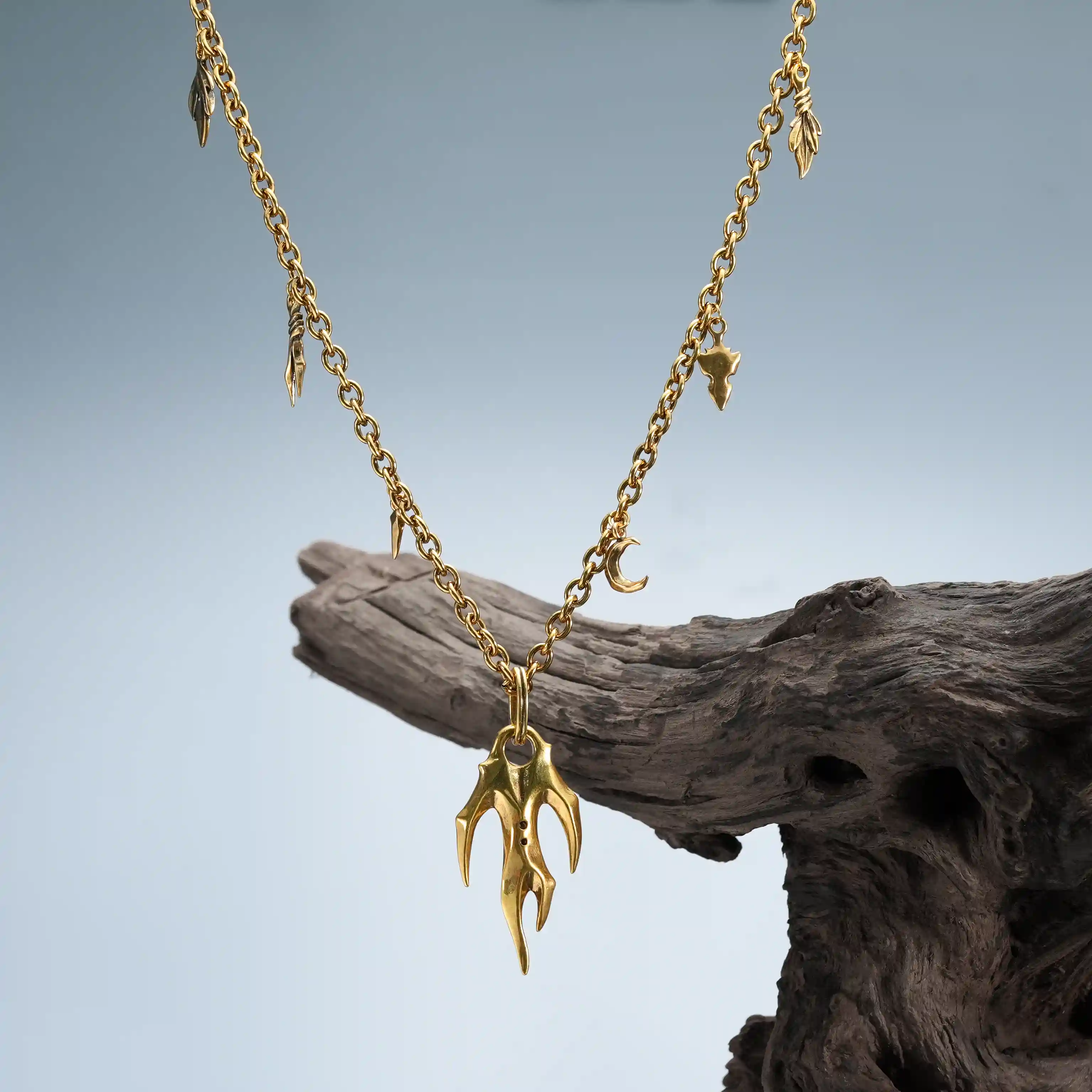 FERAL HUSK NECKLACE - Image 13