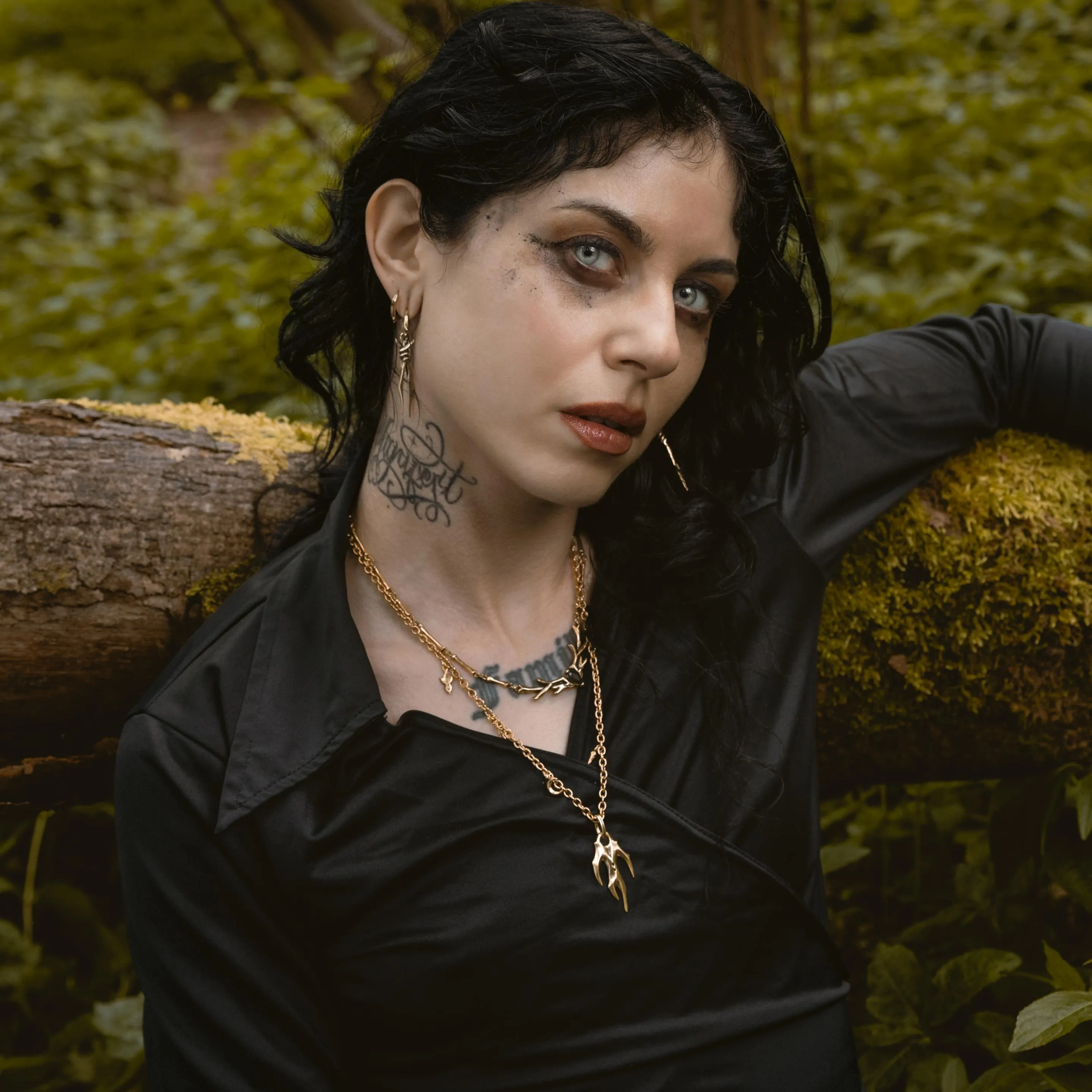 FERAL HUSK NECKLACE - Image 4