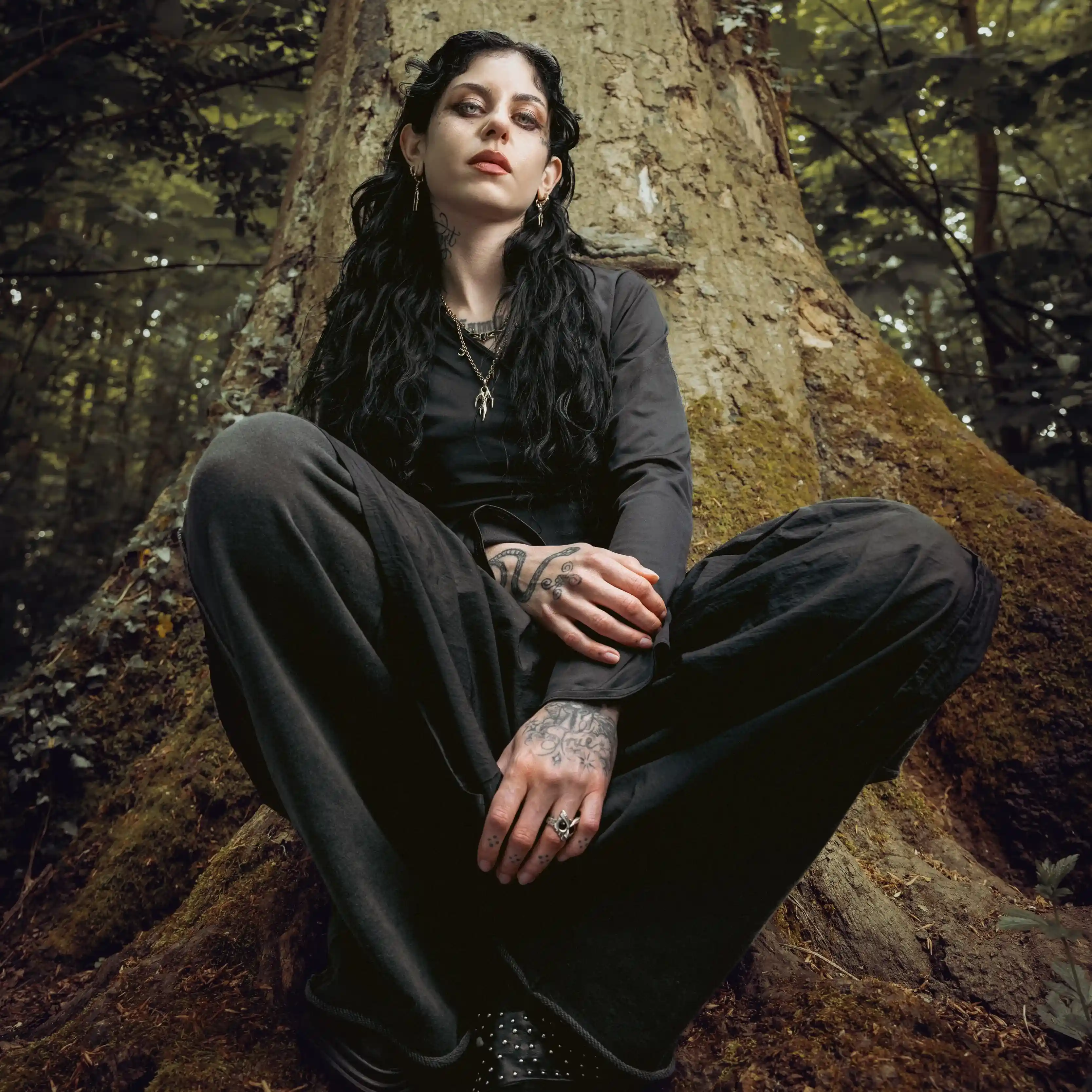 FERAL HUSK NECKLACE - Image 5