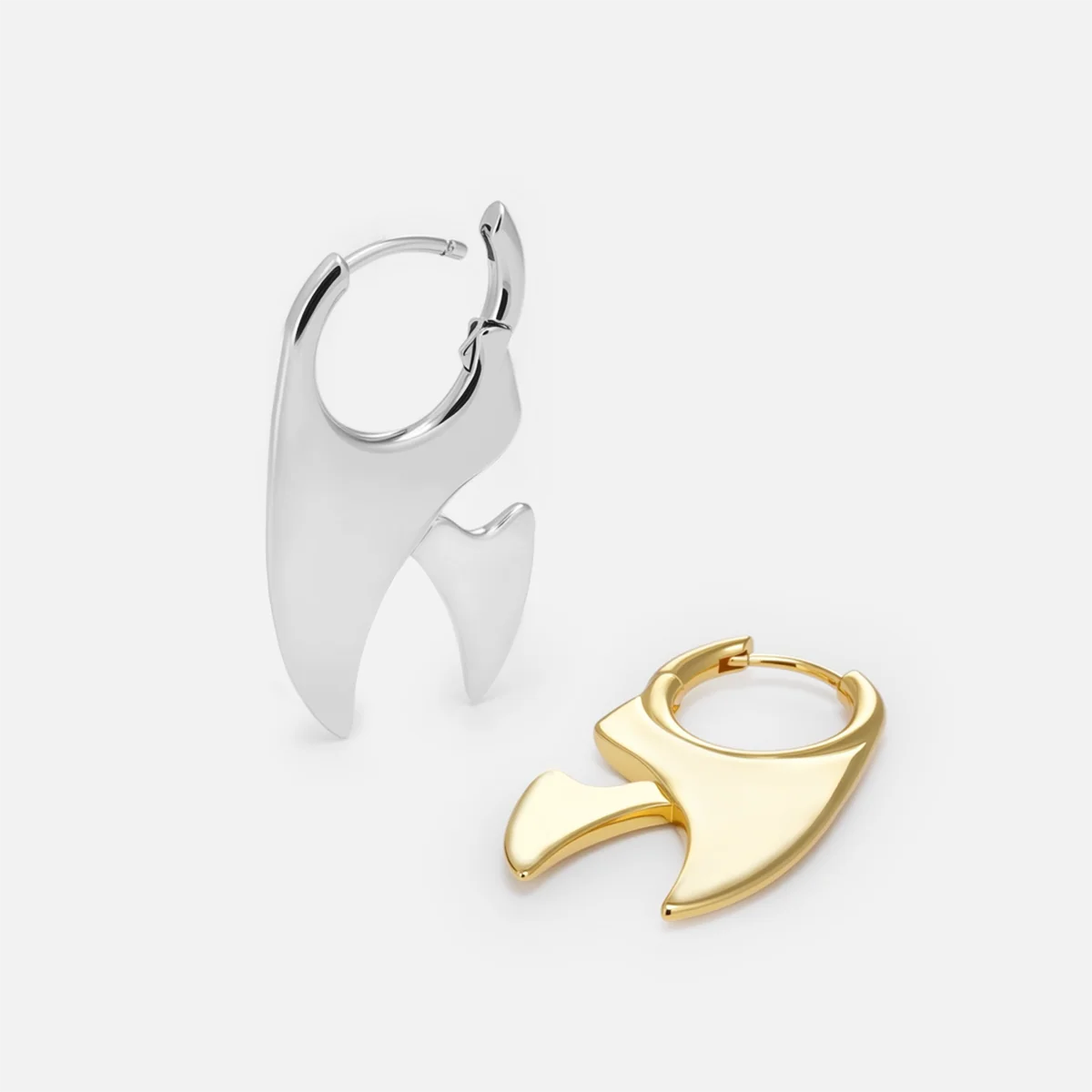 FLUID BLADE EARRINGS - Image 3