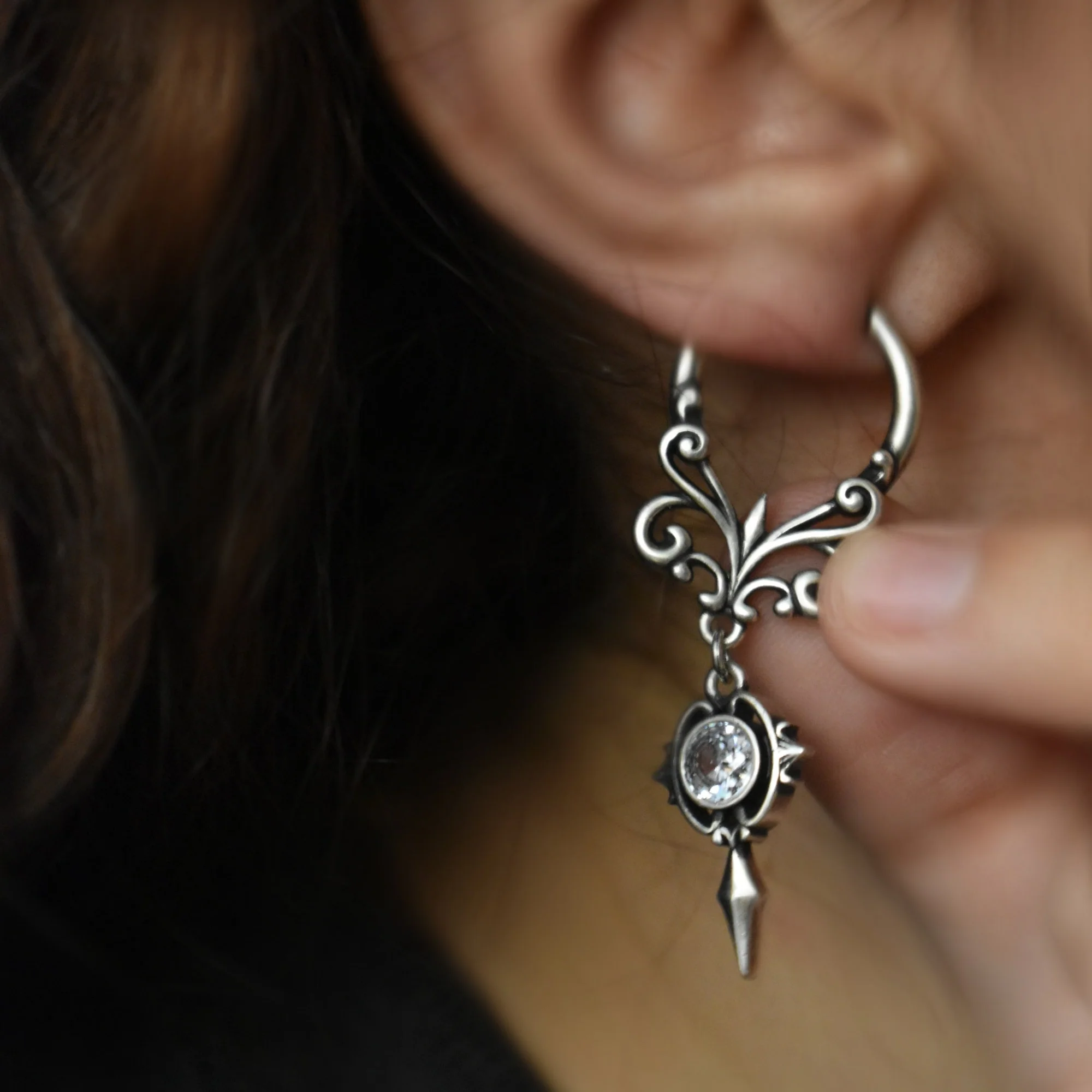 GOTHIC CREST EARRINGS - Image 3