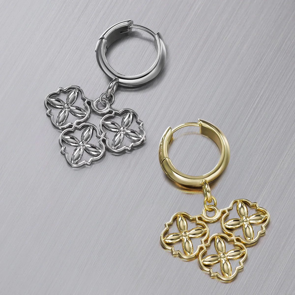 GOTHIC QUATREFOIL EARRINGS - Image 3