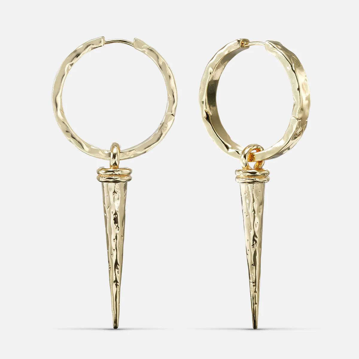 HAMMERED SPIKE EARRINGS - Image 2