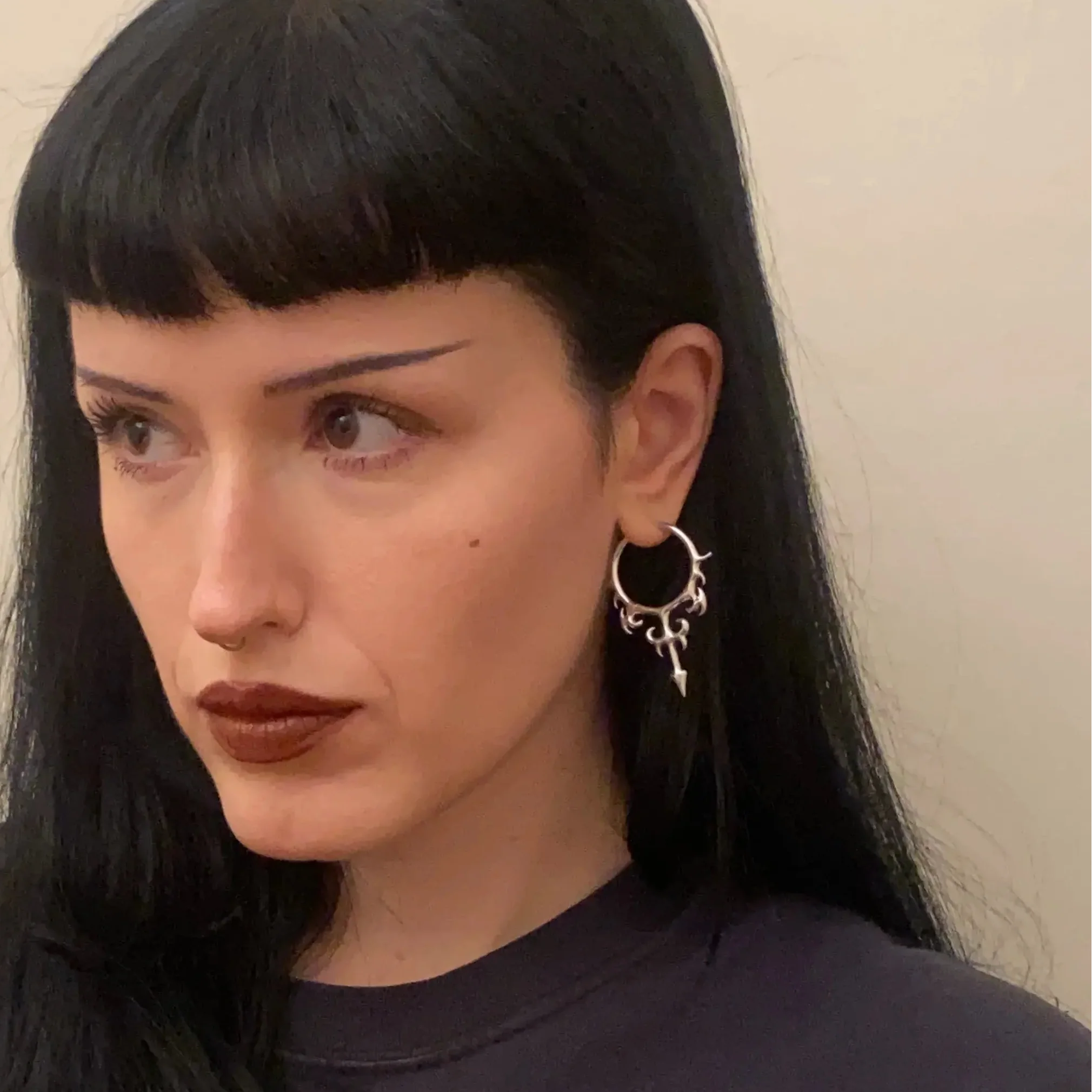 HELLFLAME BLADE EARRINGS - Image 3