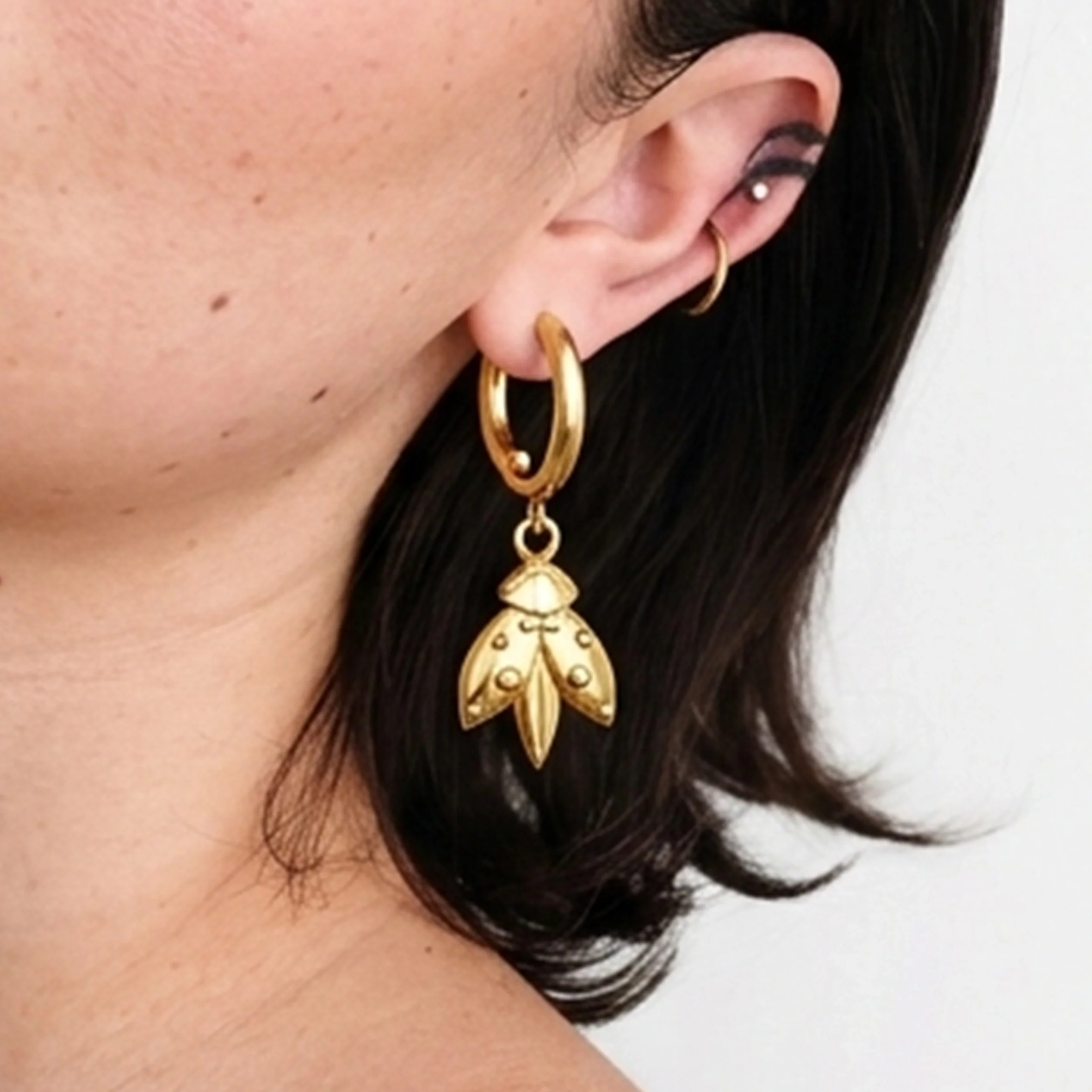INSECT SENTINEL EARRINGS - Image 4