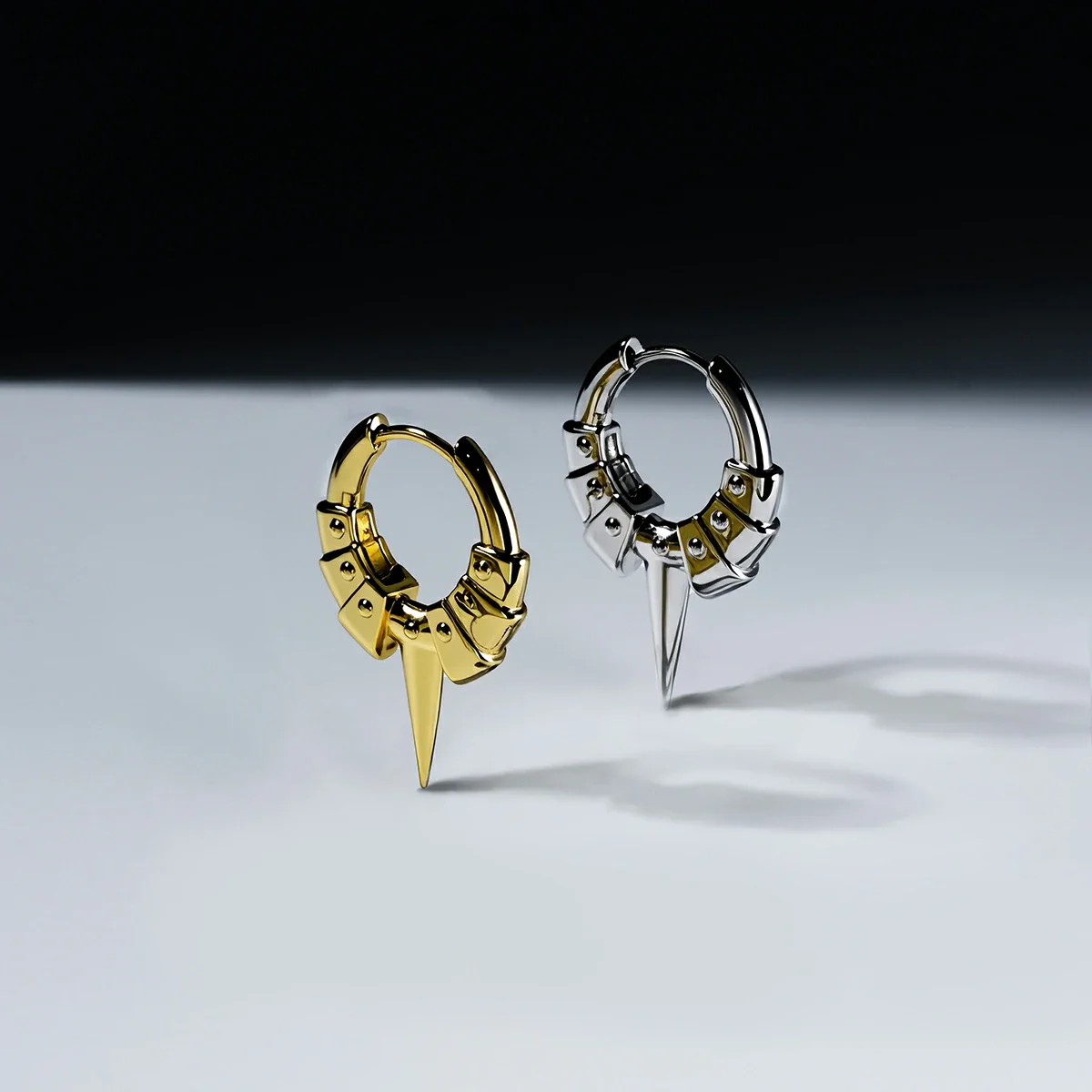 INTERLOCK SPIKE HOOP EARRINGS - Image 9