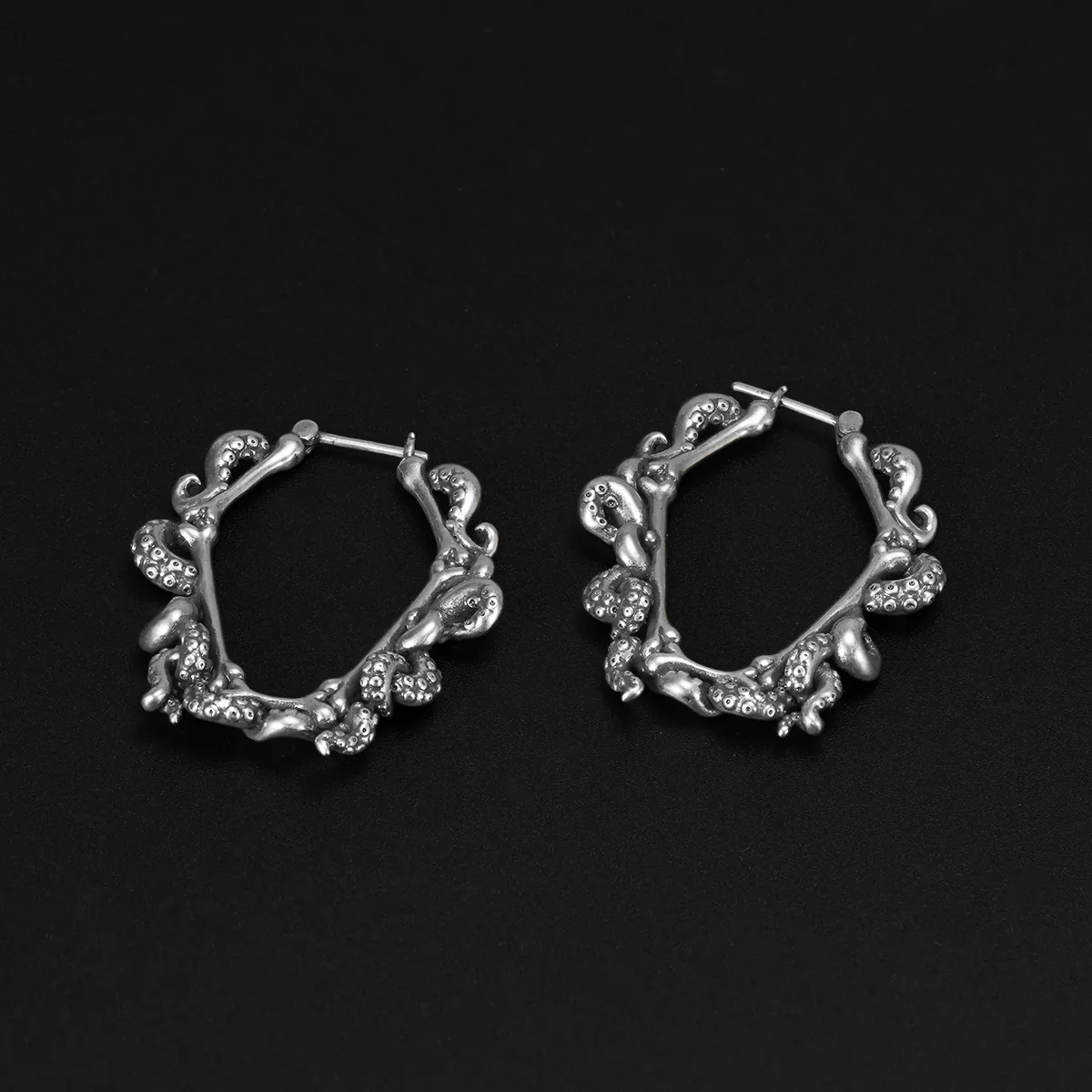 KRAKEN TENTACLE EARRINGS - Image 7