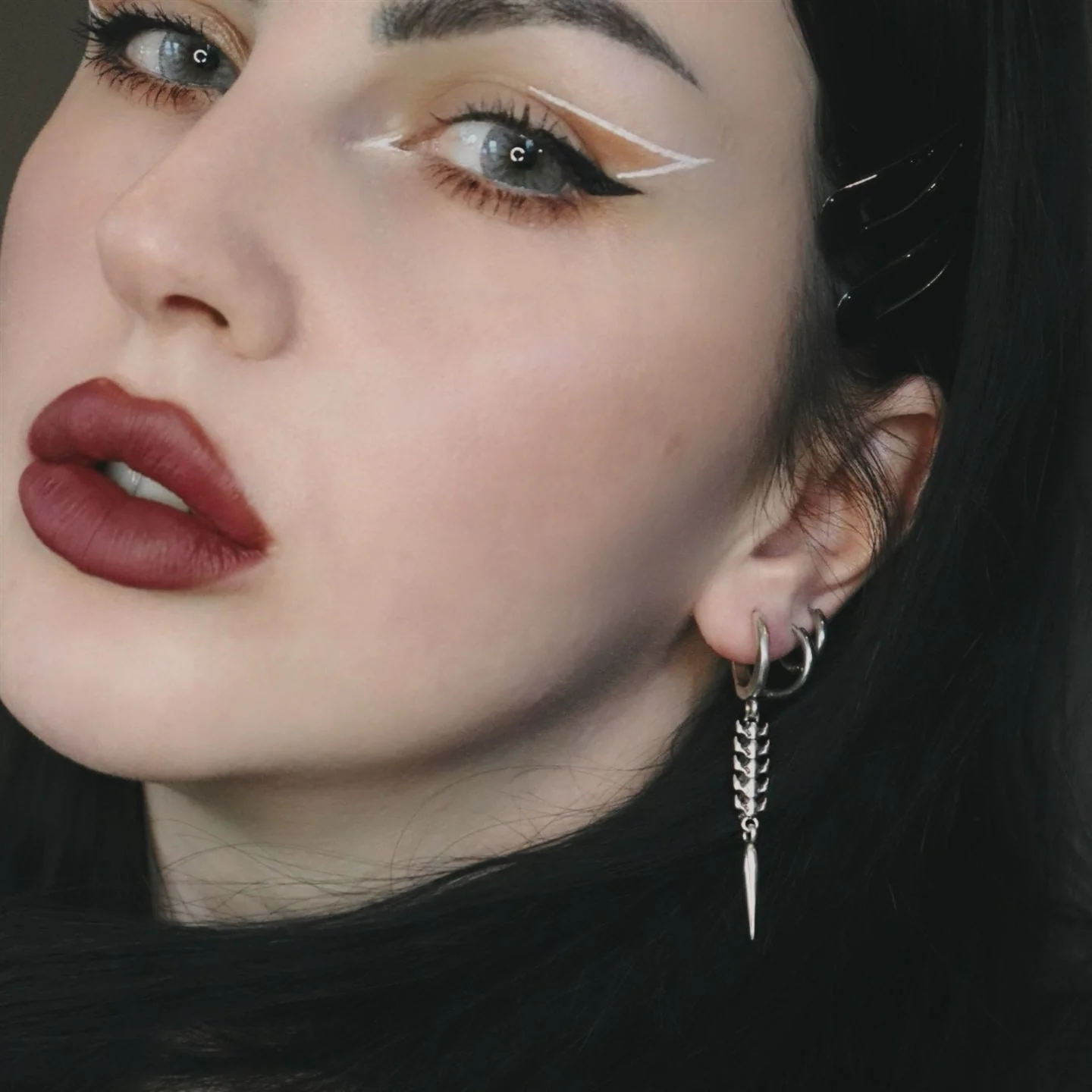 LONGINUS ABYSS STINGER EARRINGS - Image 3