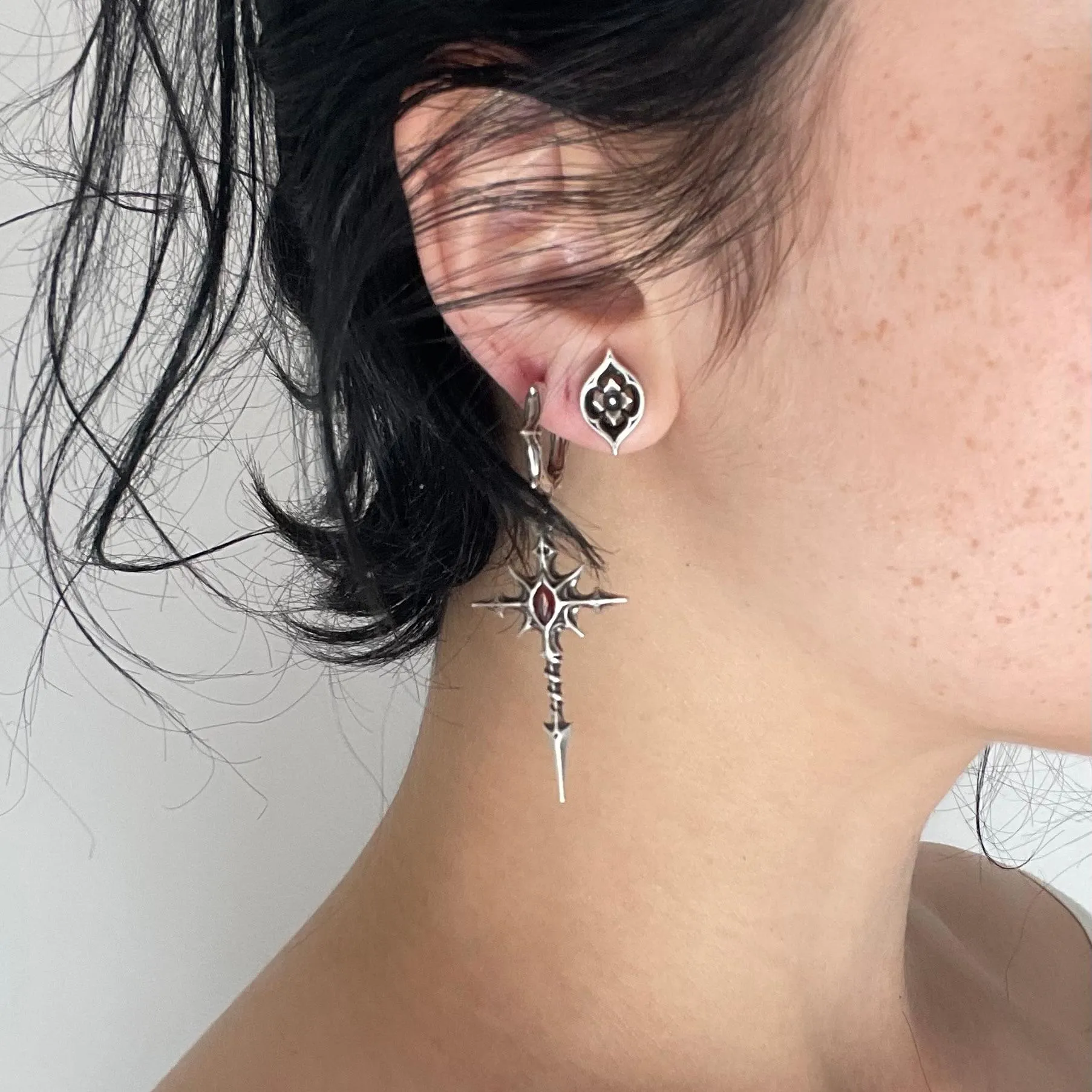 LONGINUS BLOOD RELIC EARRINGS - Image 6
