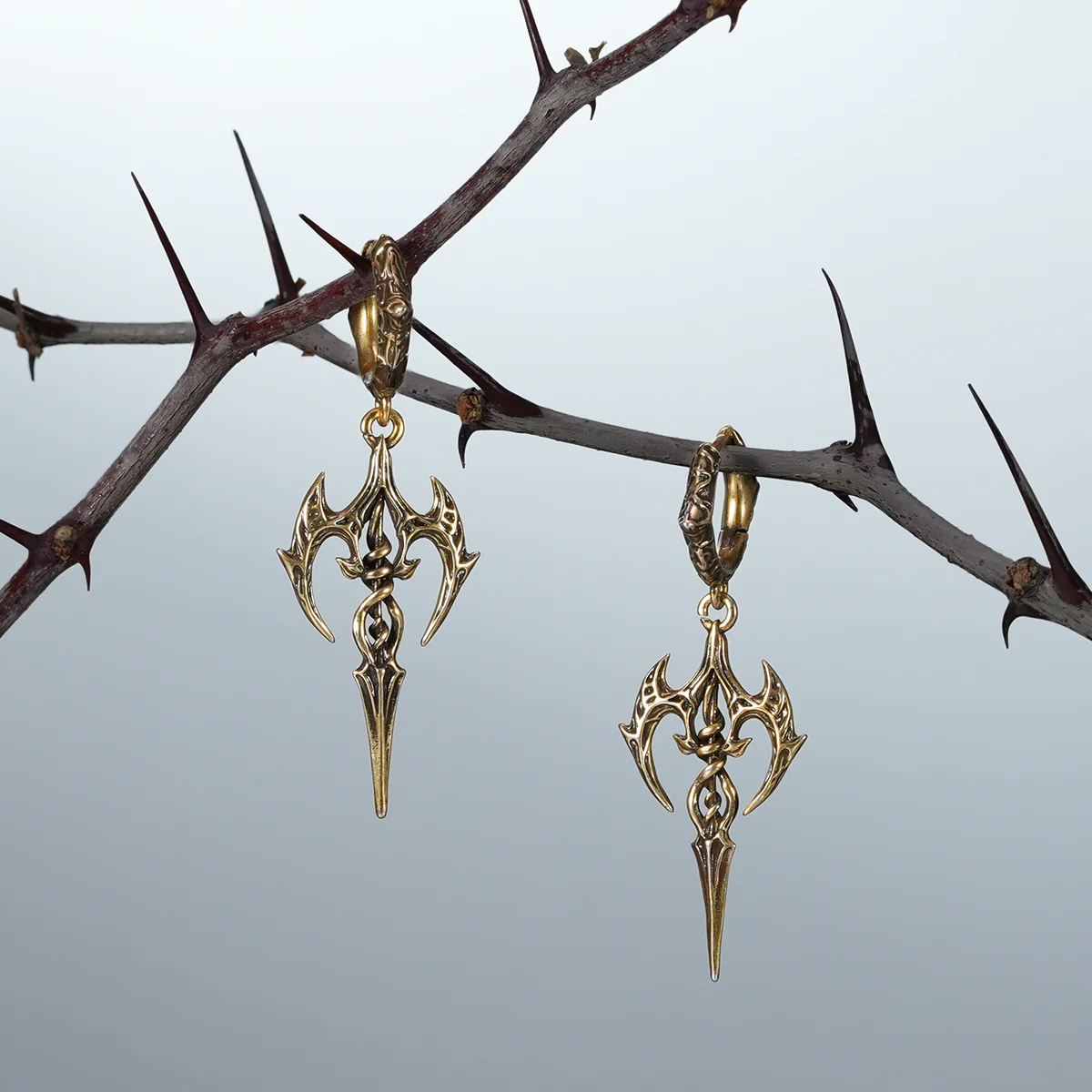 LONGINUS HALO PIERCER EARRINGS - Image 13