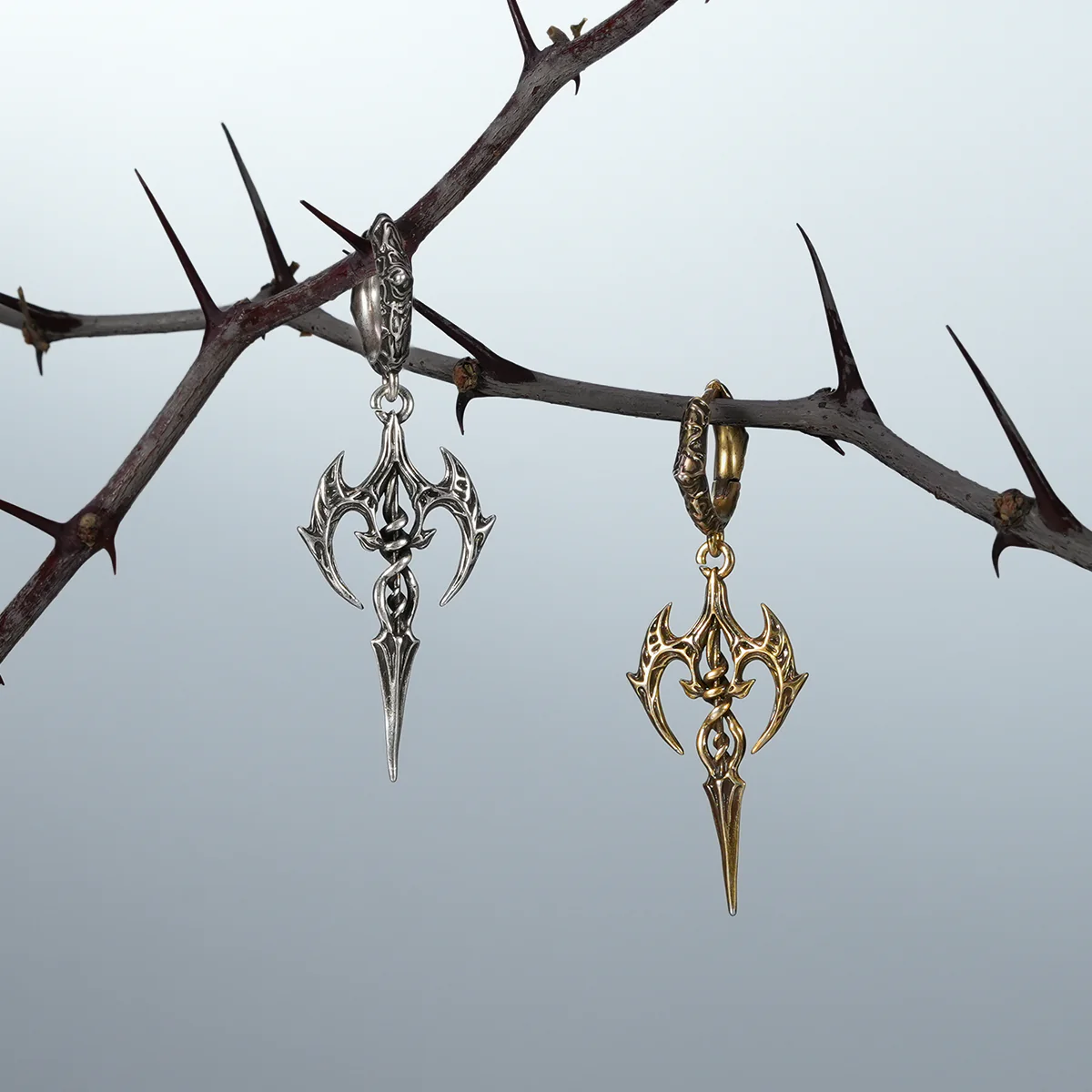 LONGINUS HALO PIERCER EARRINGS - Image 14
