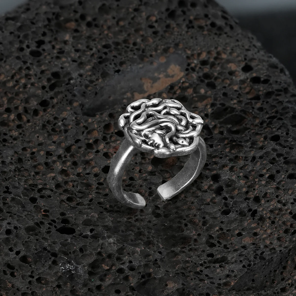 PETRIFIED GAZE RING - Image 3