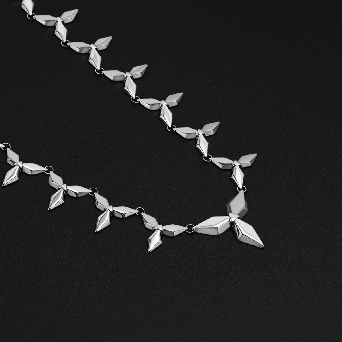 PUNK PETAL NECKLACE - Image 10