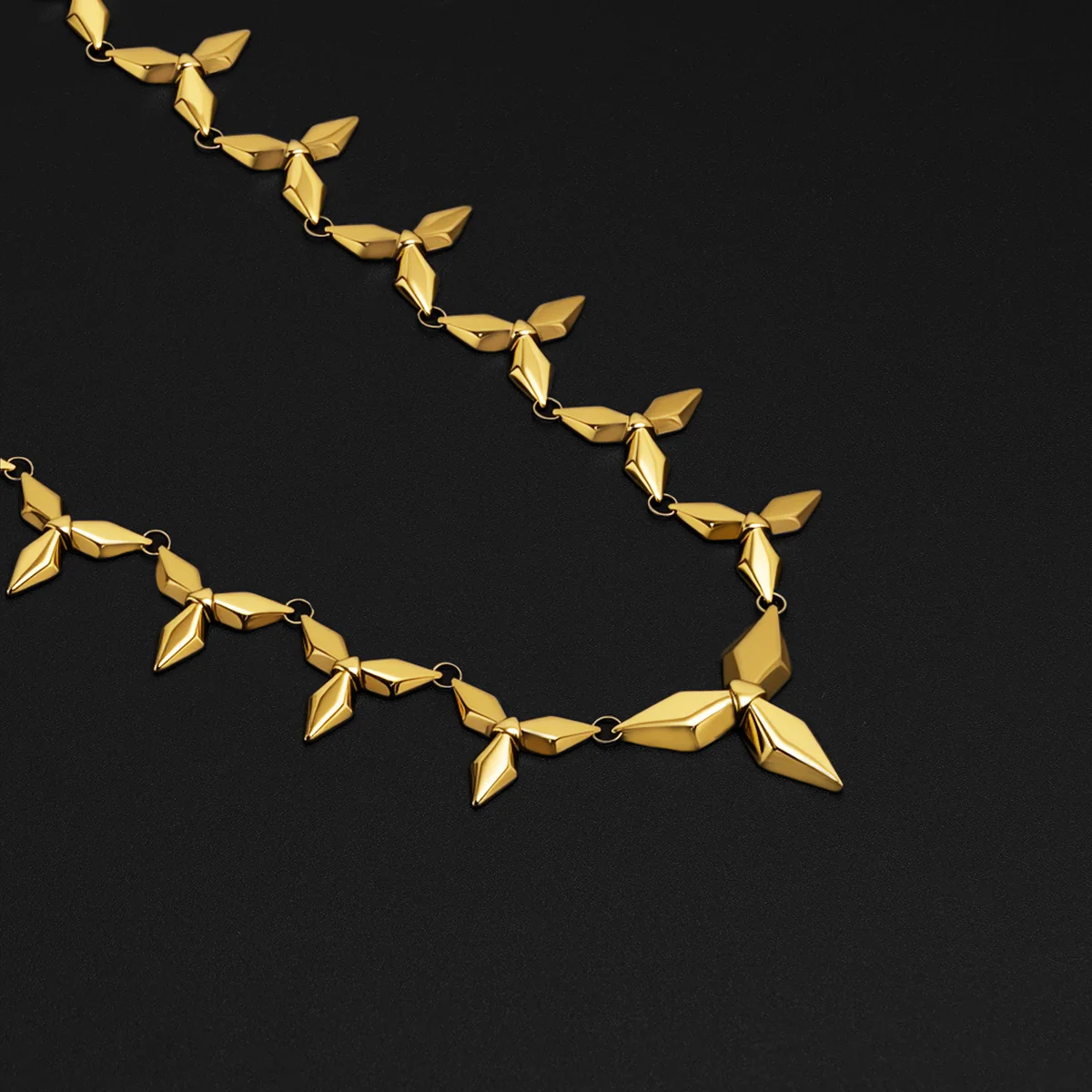 PUNK PETAL NECKLACE - Image 11
