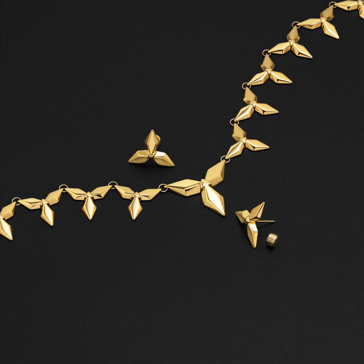 PUNK PETAL NECKLACE - Image 14