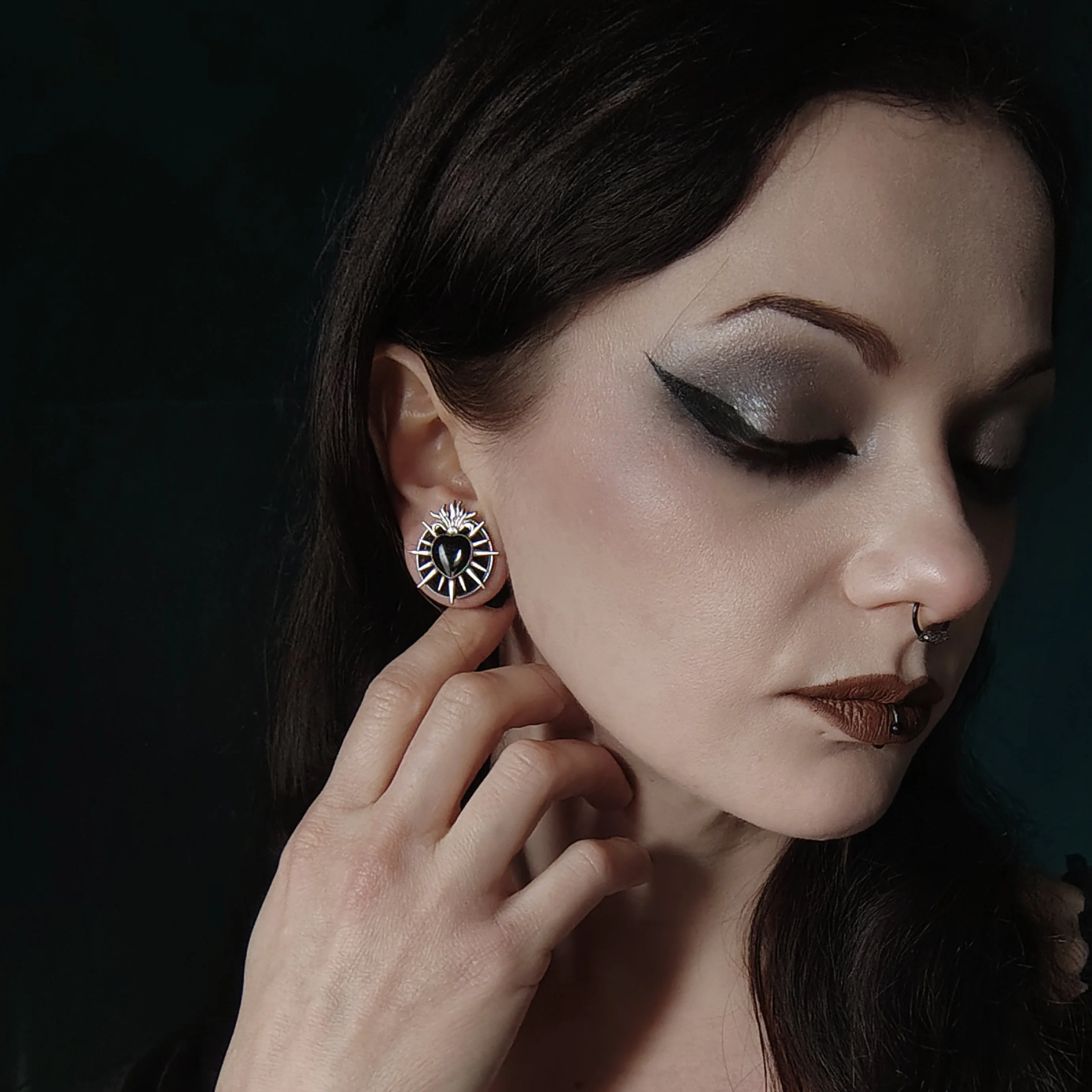 SACRED FLAME HEART TUNNELS - Image 4