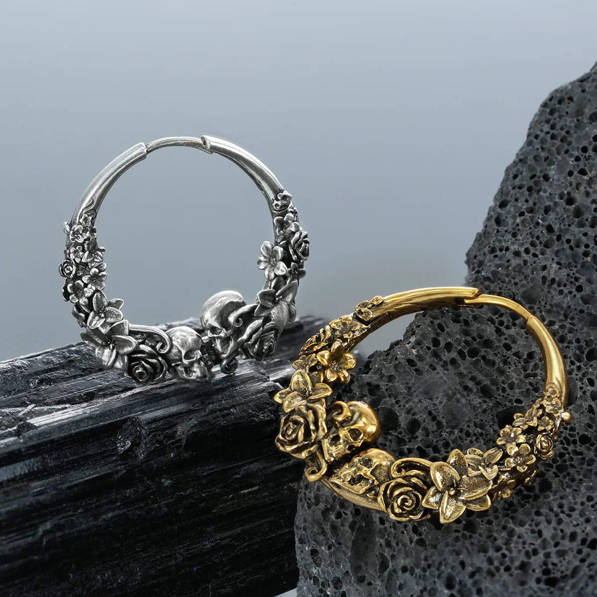 SKULL BLOSSOM EARRINGS - Image 10