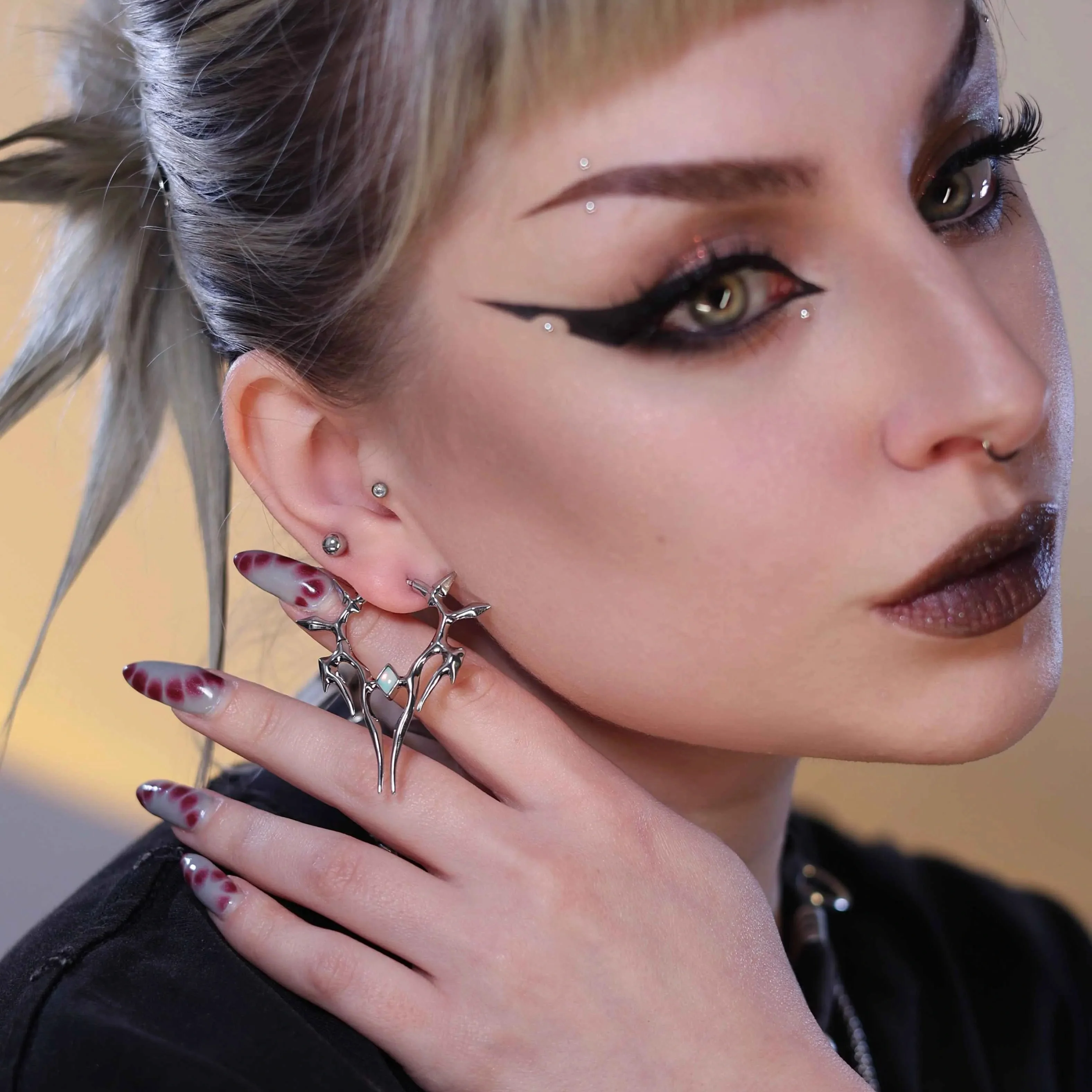 SOLAR GUARDIAN EARRINGS - Image 2