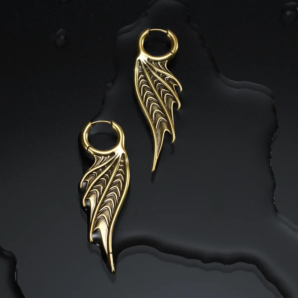 SPINED WING EARRINGS - Image 9