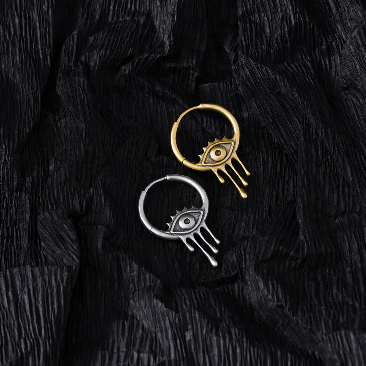 SURREALIST EYE EARRINGS - Image 9