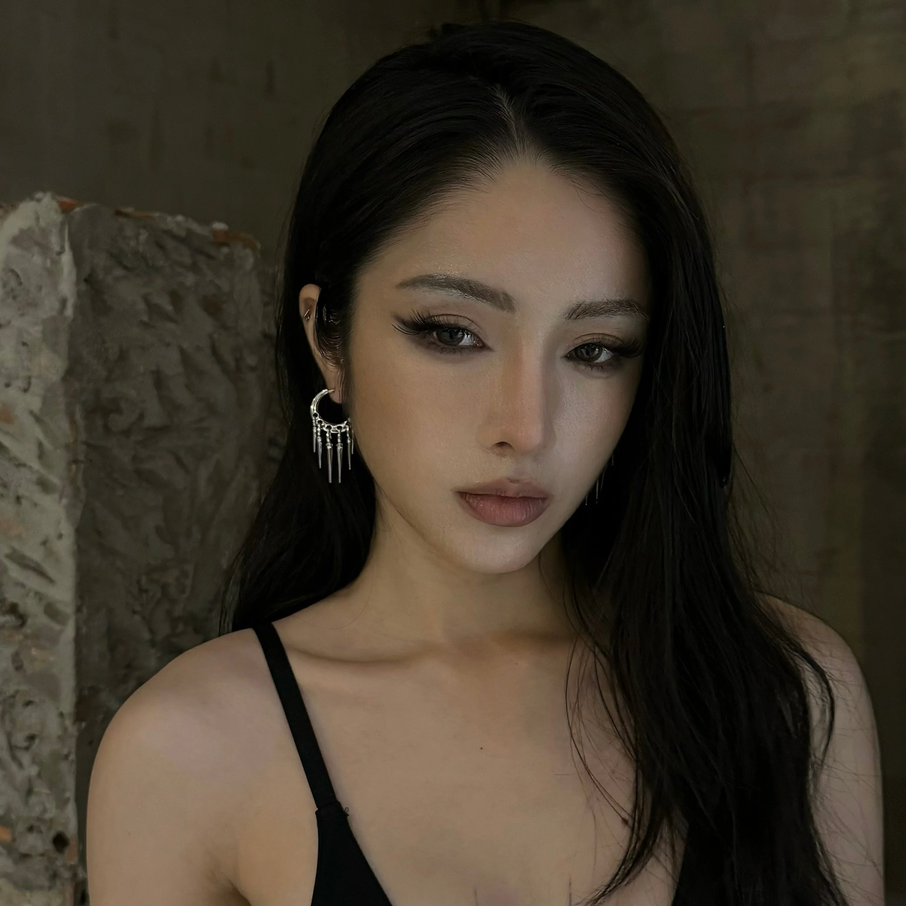 TAPERED CHIC EARRINGS - Image 3