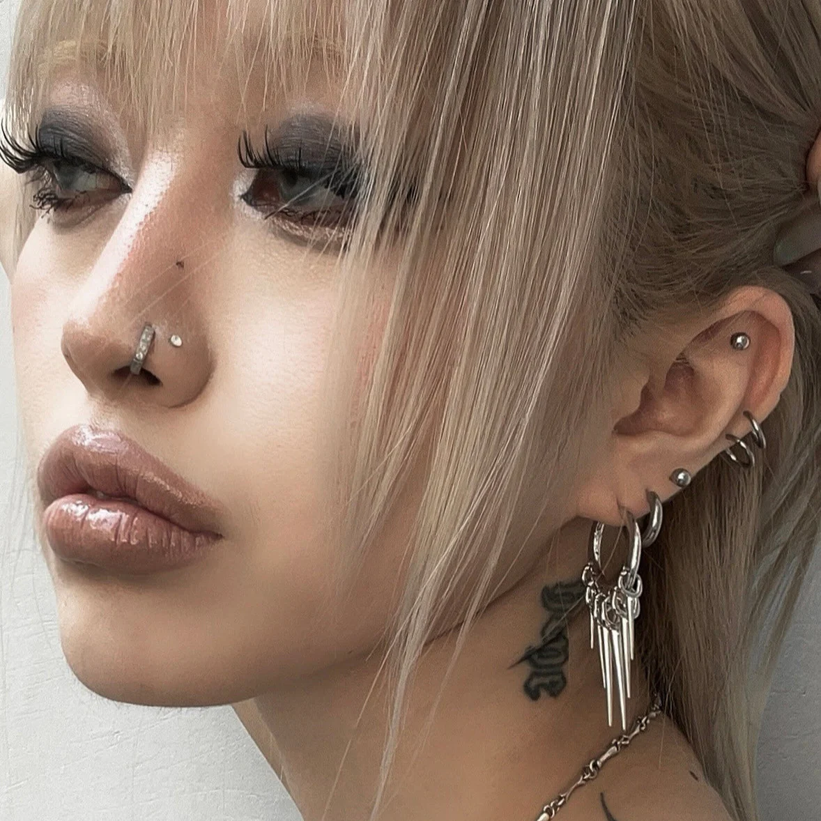 TAPERED CHIC EARRINGS - Image 4
