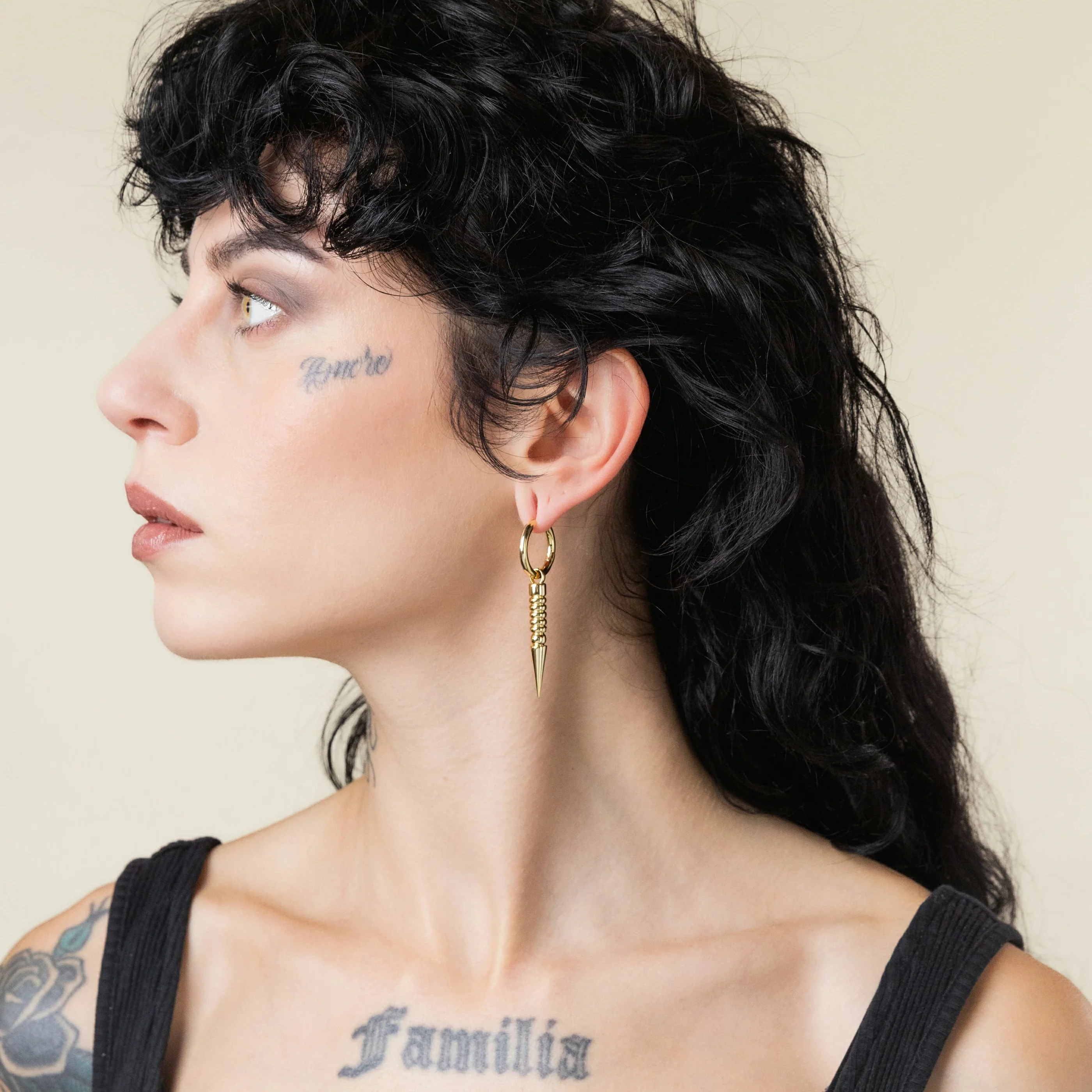 THORN DROP HOOPS EARRINGS - Image 3