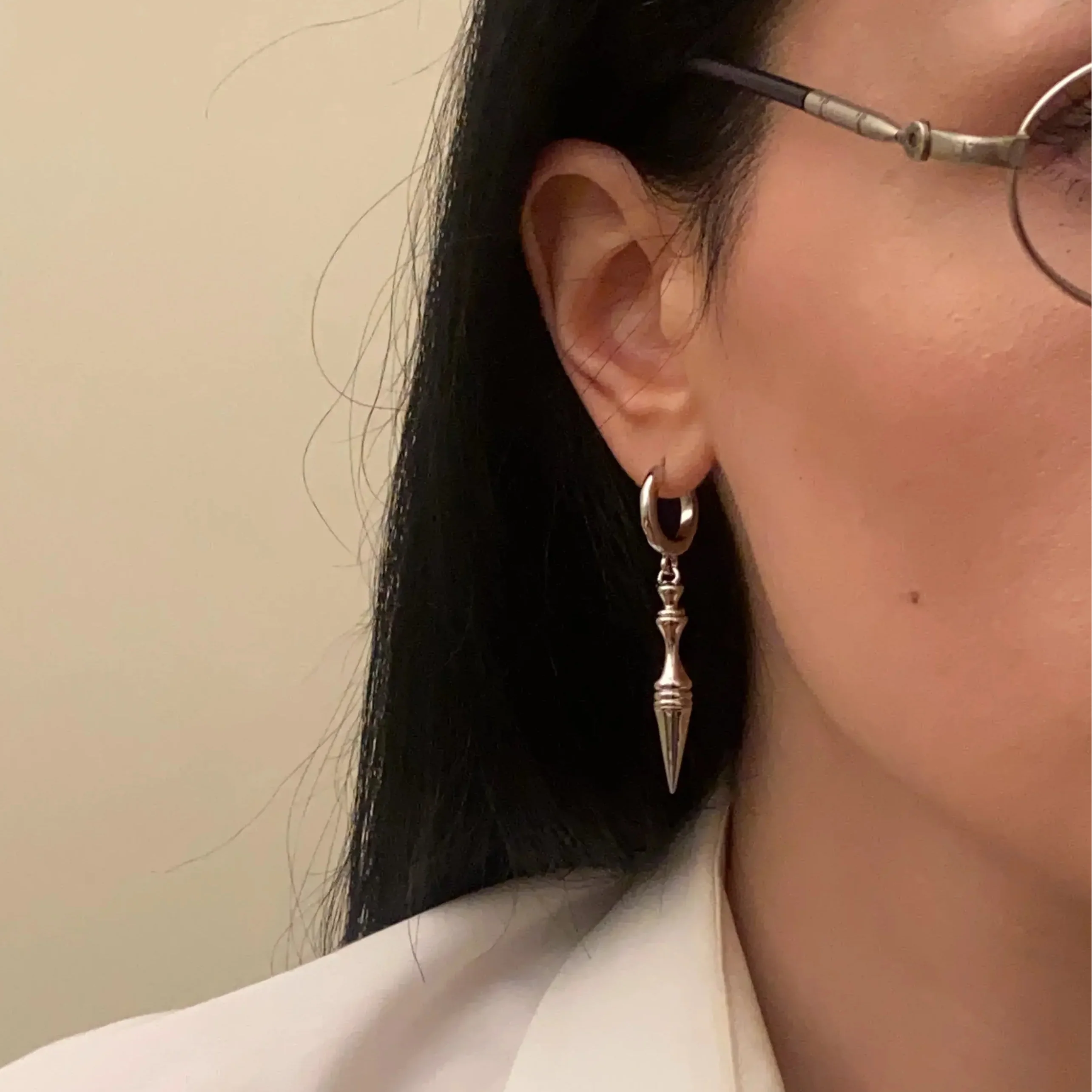 TIMELESS SPEAR EARRINGS - Image 4