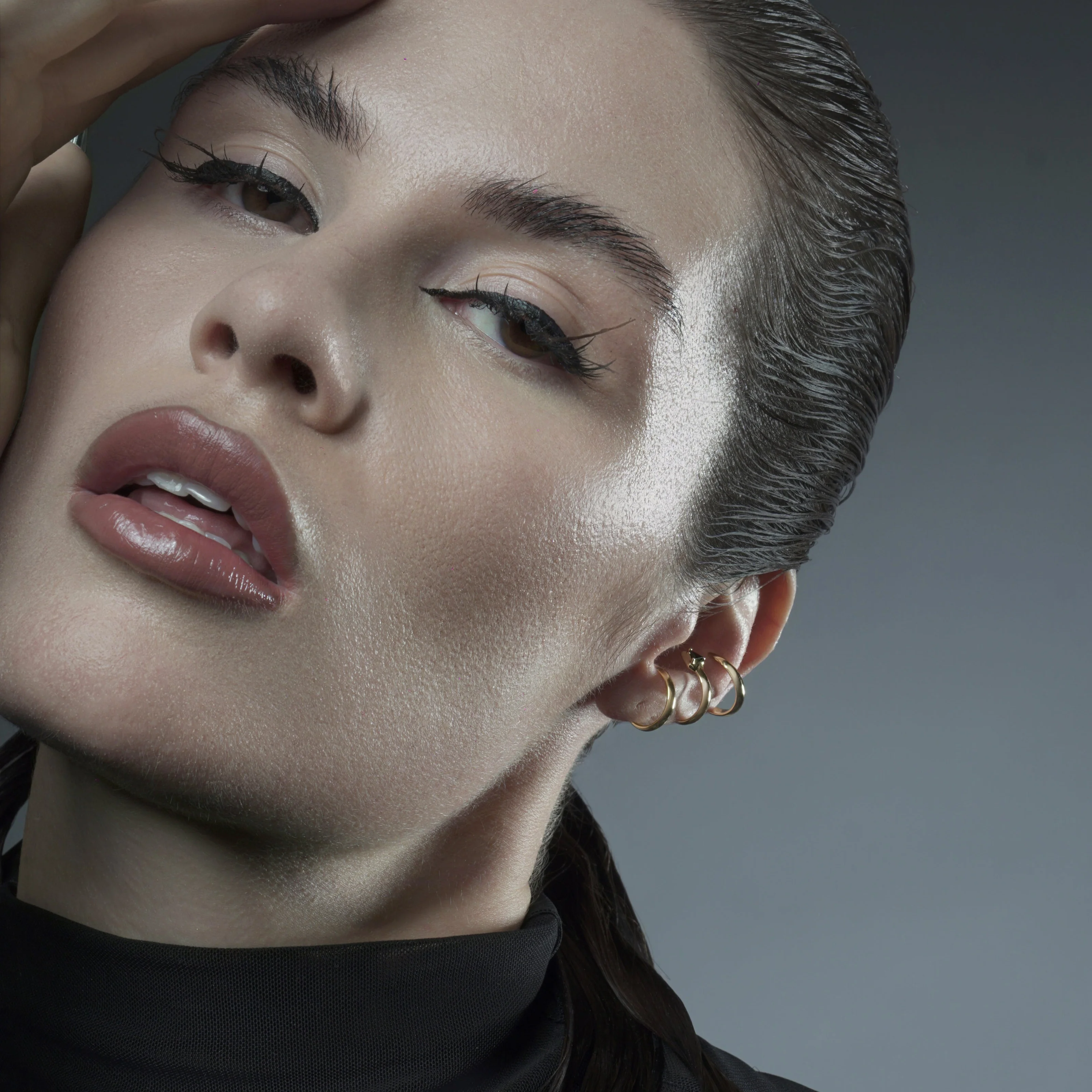 TWIN FANG EAR CUFFS - Image 5