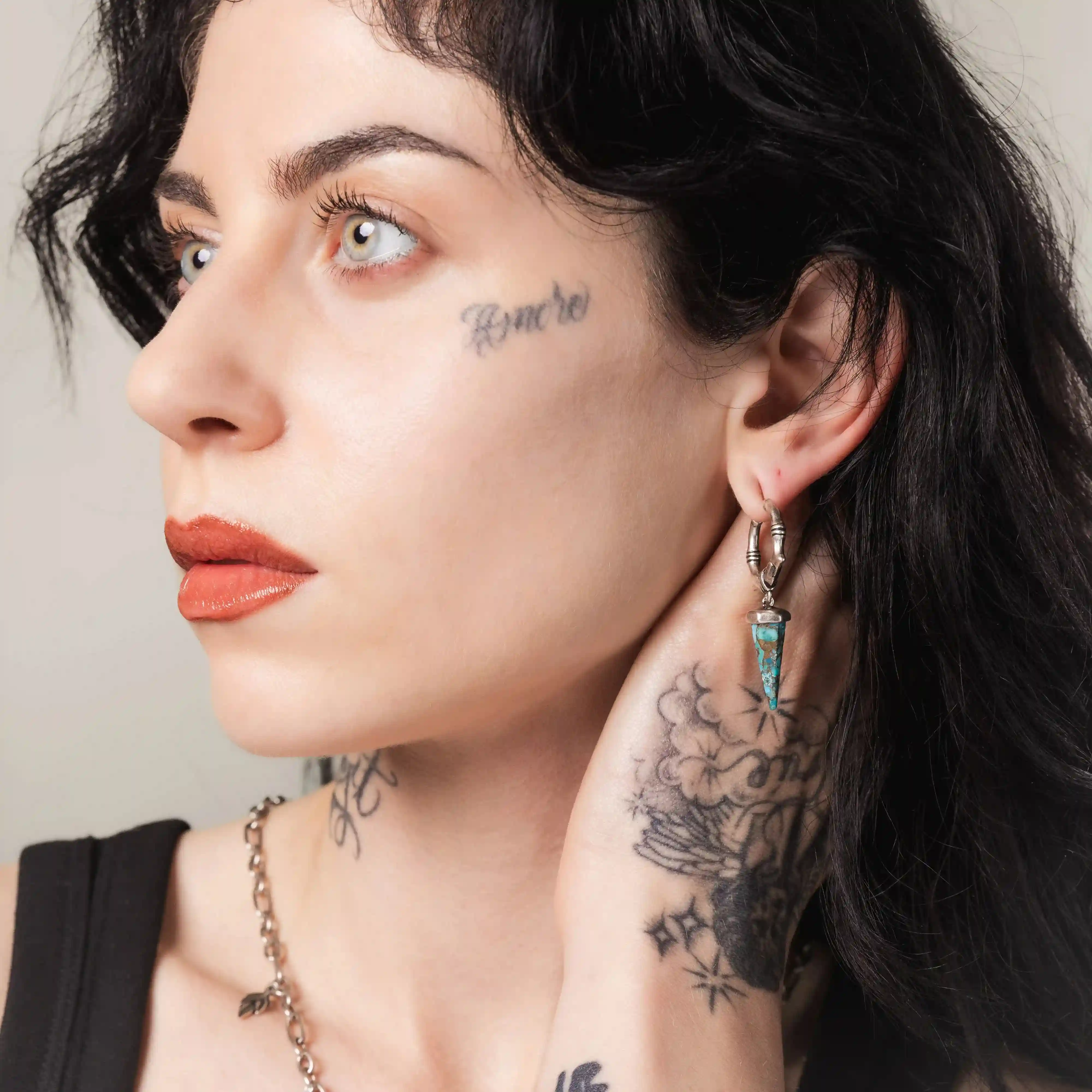 UNEARTHED SPIKE EARRINGS - Image 5
